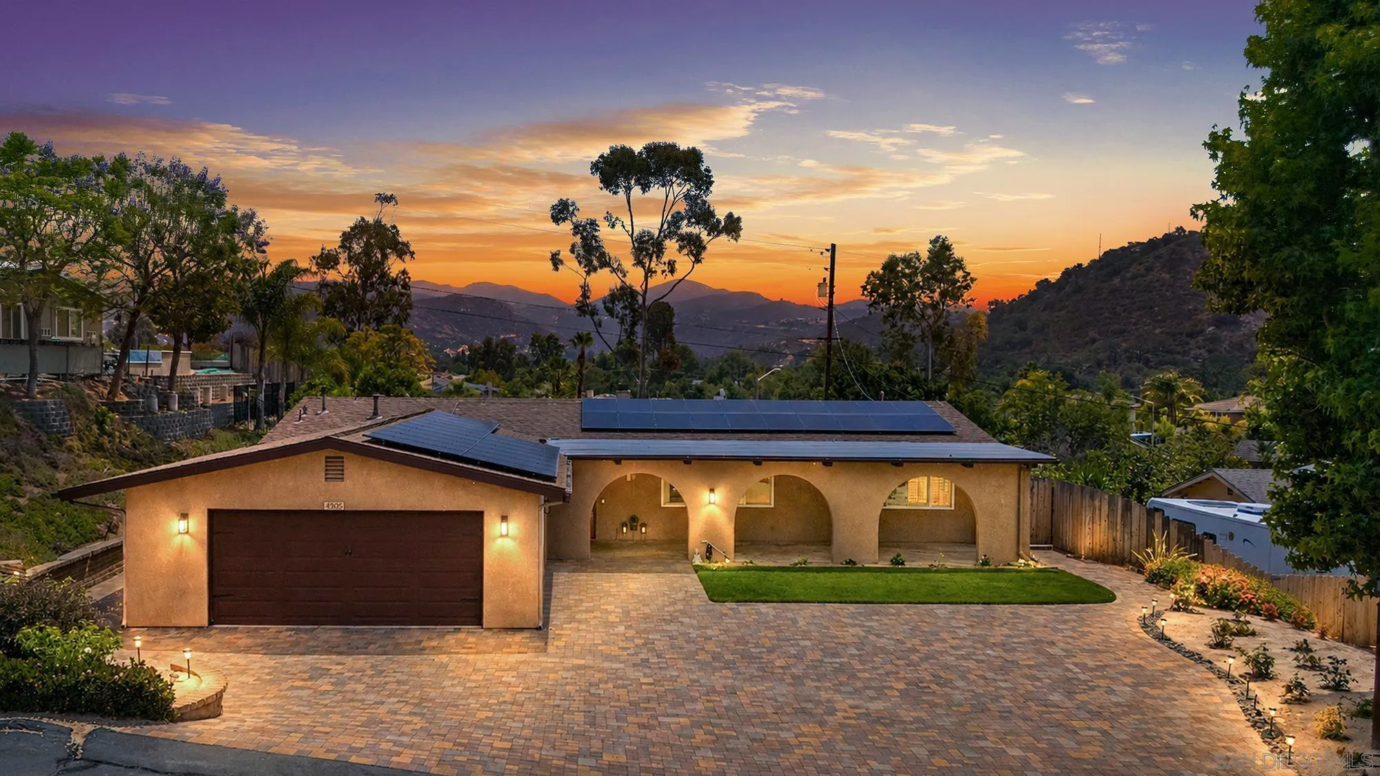 https://cdn.realtyfeed.com/cdn/127/260013951/b841ac01f2ba49261554f3fbff49232d.webp