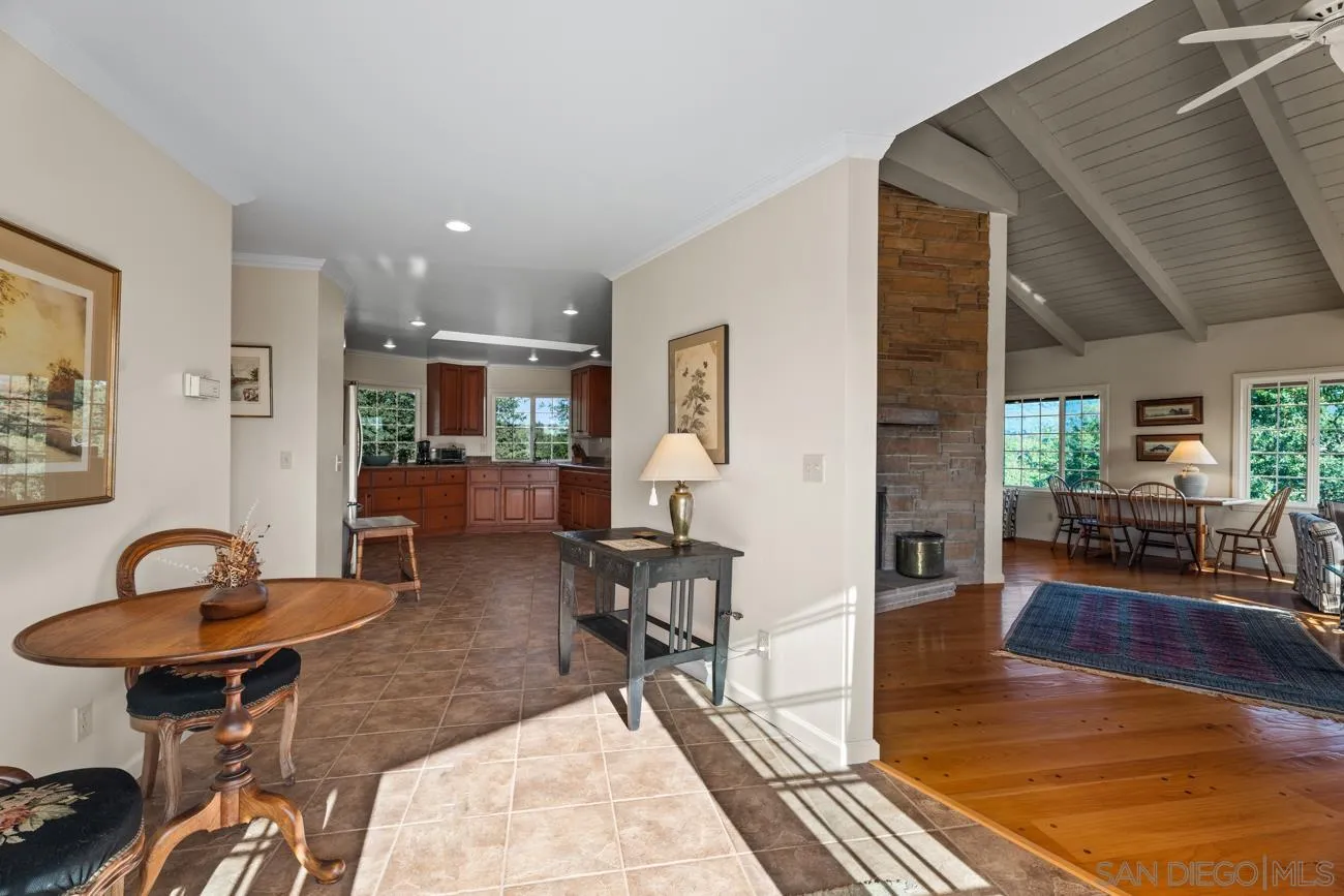 https://cdn.realtyfeed.com/cdn/127/260013952/0121468cdb1fd22b98341be18a36fd40.webp