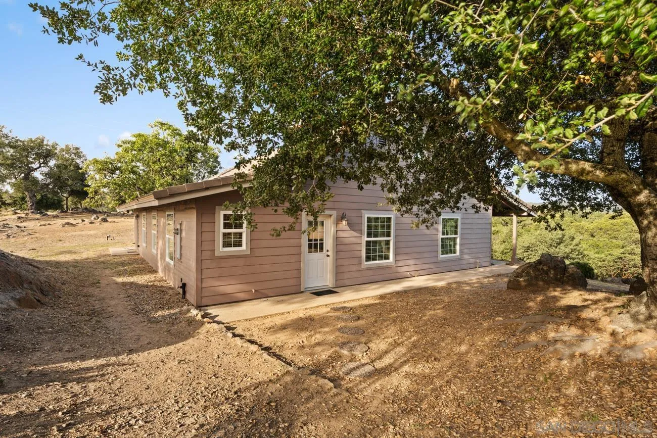 https://cdn.realtyfeed.com/cdn/127/260013952/09373b97815257f8cca102824e526ae5.webp