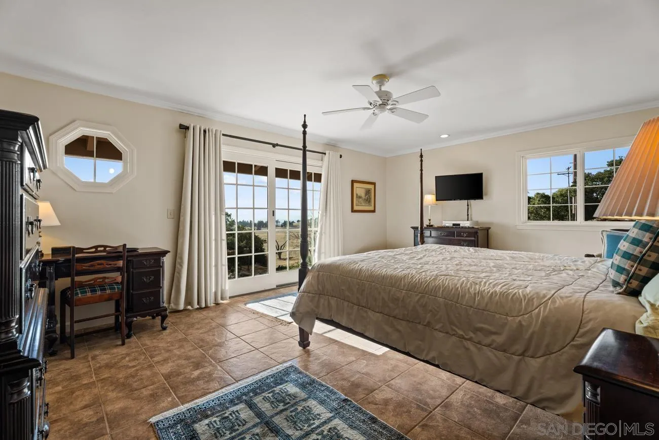 https://cdn.realtyfeed.com/cdn/127/260013952/32ff8c8f7f8e00269ff1d259f16c82eb.webp