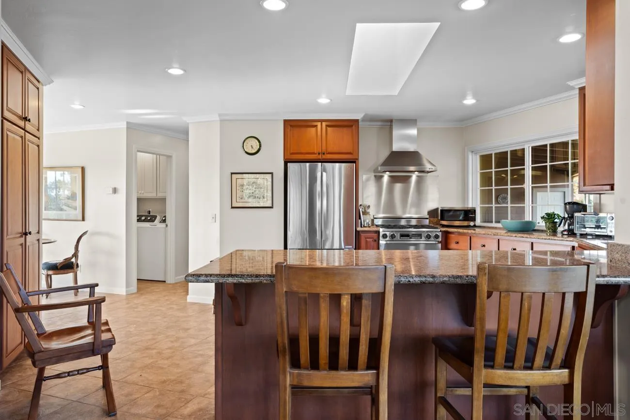 https://cdn.realtyfeed.com/cdn/127/260013952/700145a3ed7f4b548563c6da32e4744f.webp