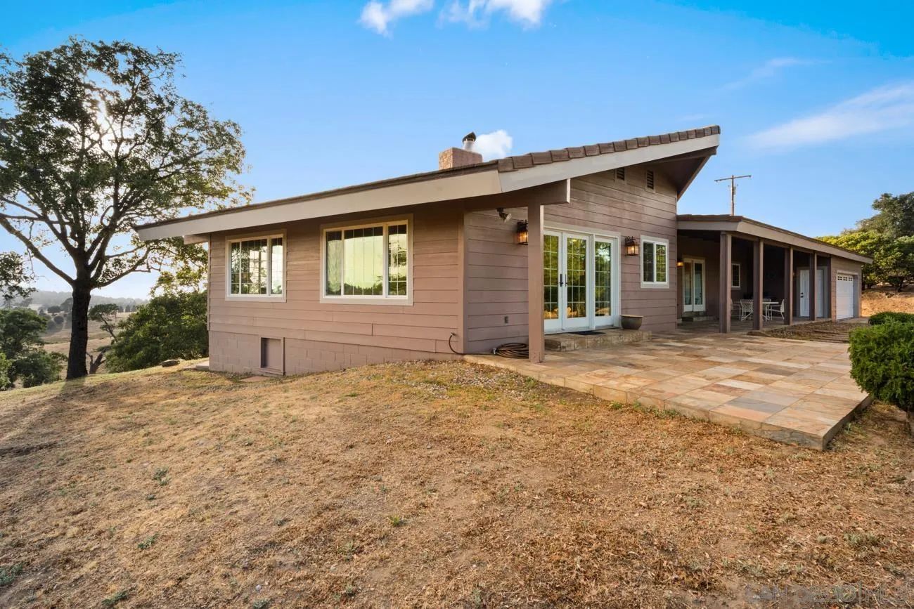 https://cdn.realtyfeed.com/cdn/127/260013952/8702f6a869e932b4a78b2079e87fcb83.webp