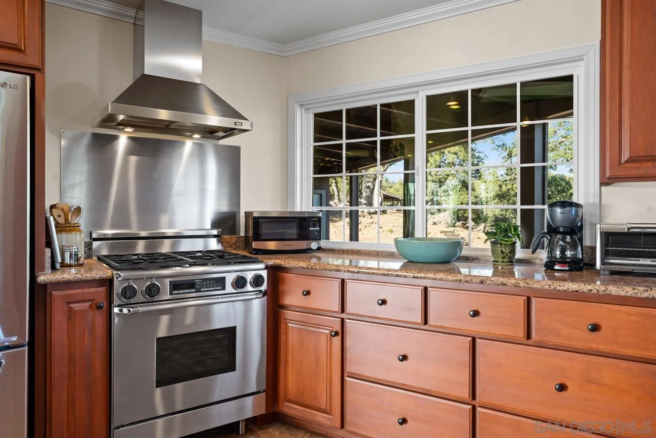 https://cdn.realtyfeed.com/cdn/127/260013952/f1cd6d11261f7062b6d293bdab1ce8f5.webp