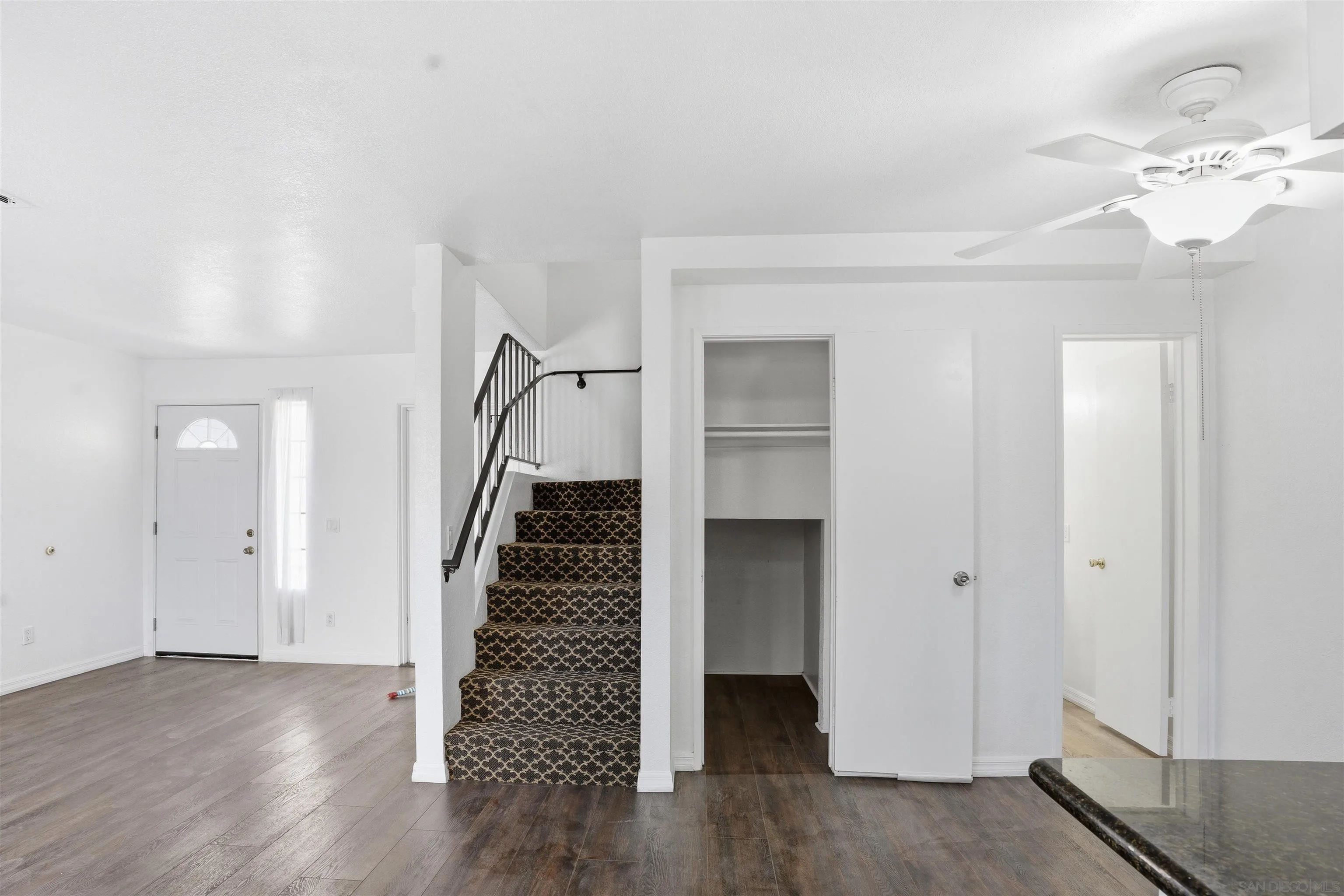 Photo #9: 260013955 Listing: Photo #9