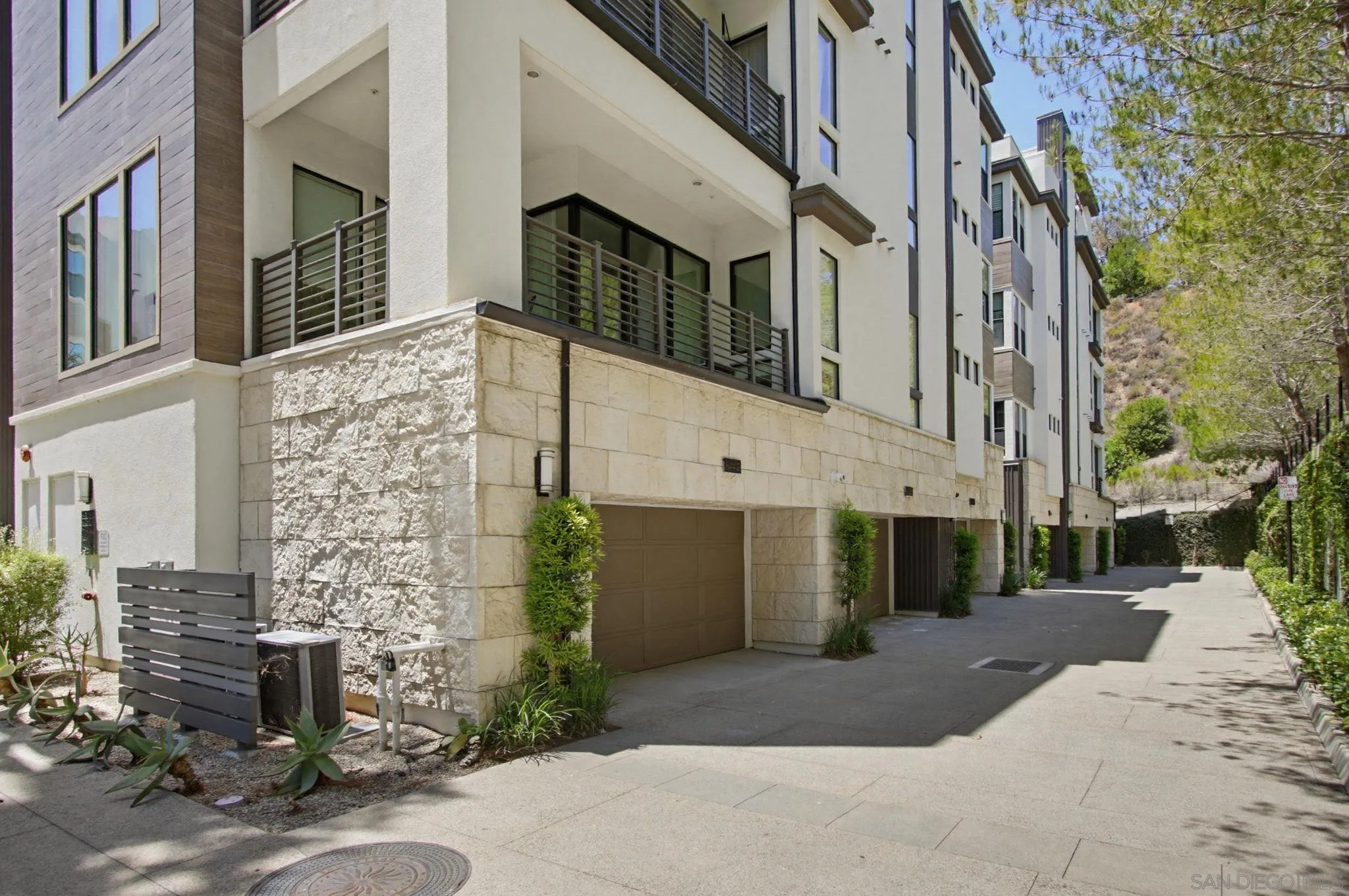 Photo #67: 260013956 Listing: Photo #67