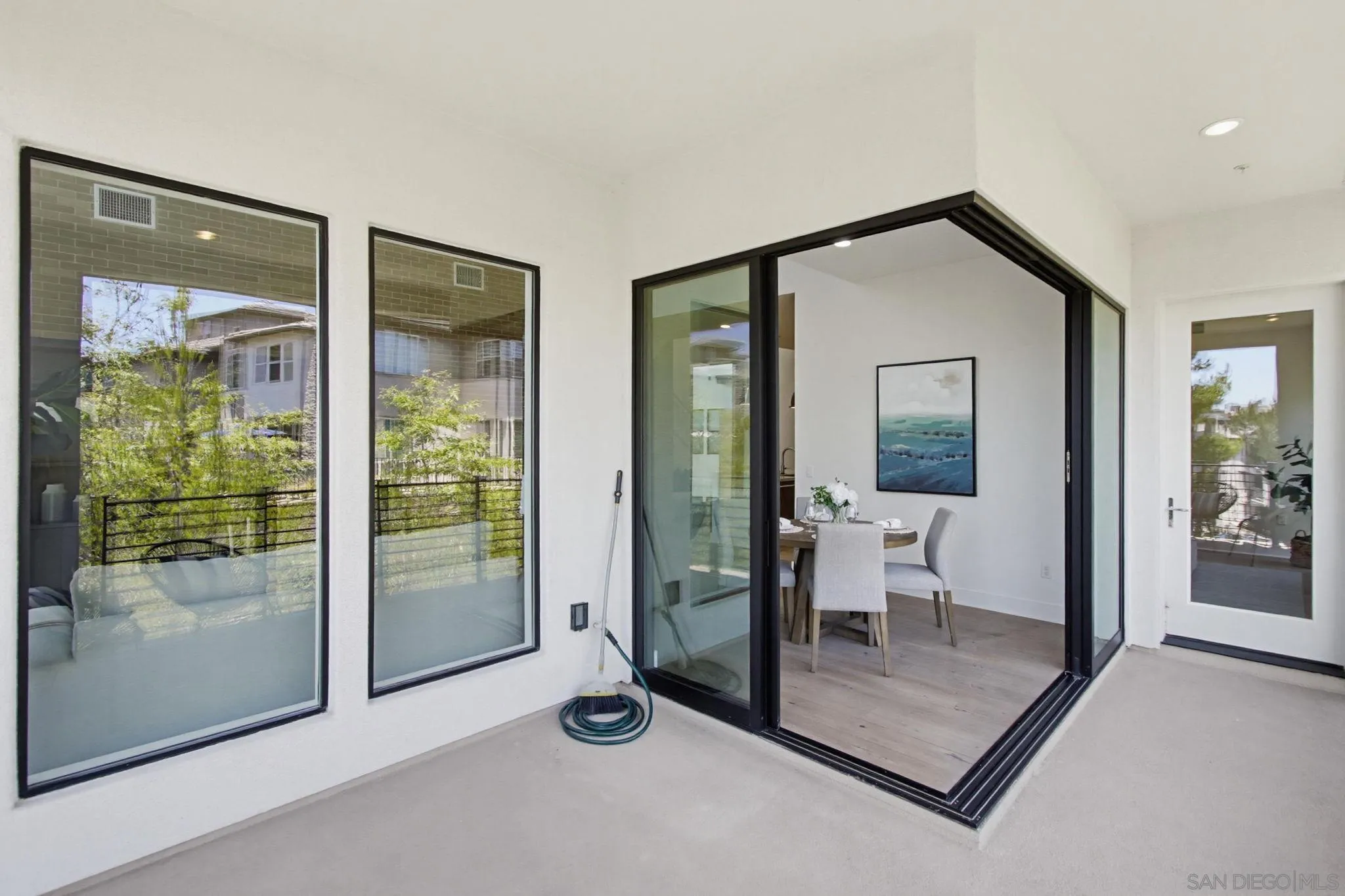 Photo #13: 260013956 Listing: Photo #13