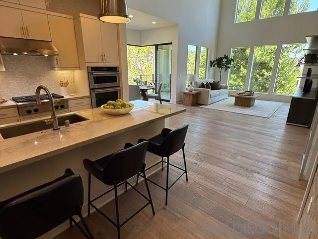 https://cdn.realtyfeed.com/cdn/127/260013956/937fe64af8a2b179d4619c711bb31925.webp