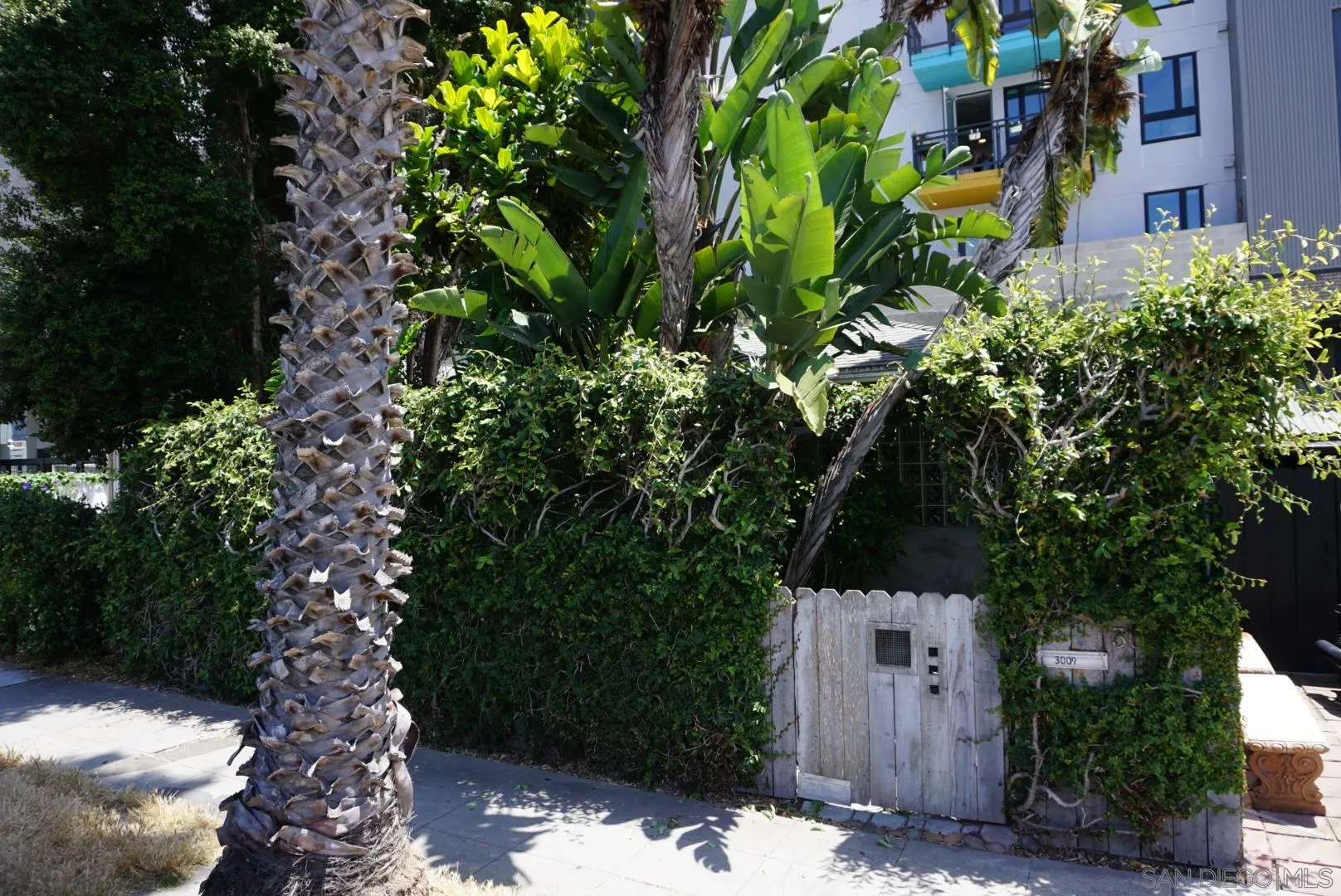https://cdn.realtyfeed.com/cdn/127/260013957/2ac24e072f3602f43c1d1e958b80061e.webp