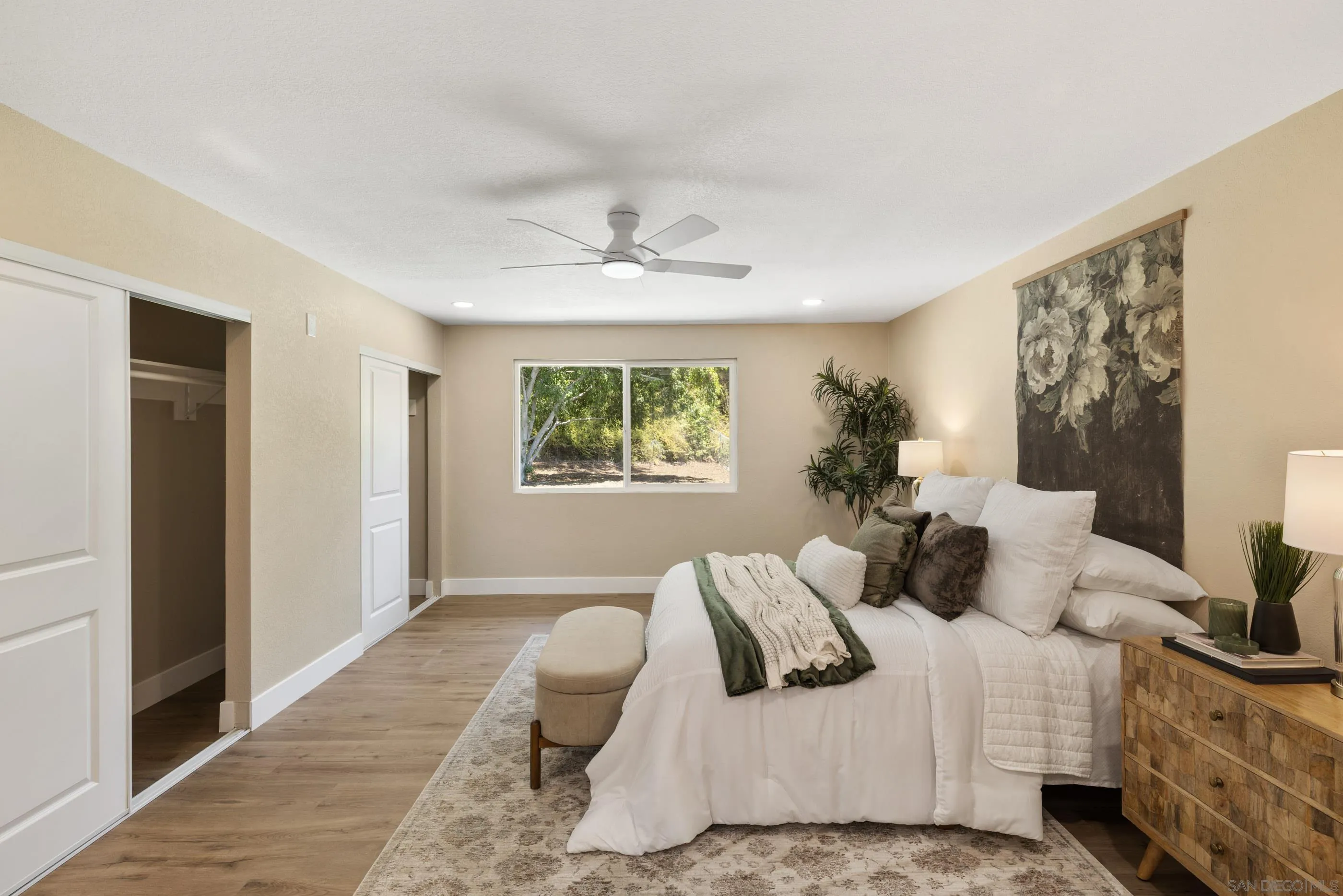 https://cdn.realtyfeed.com/cdn/127/260013962/58ccd3b074ccb2a3b4244112e51819ce.webp