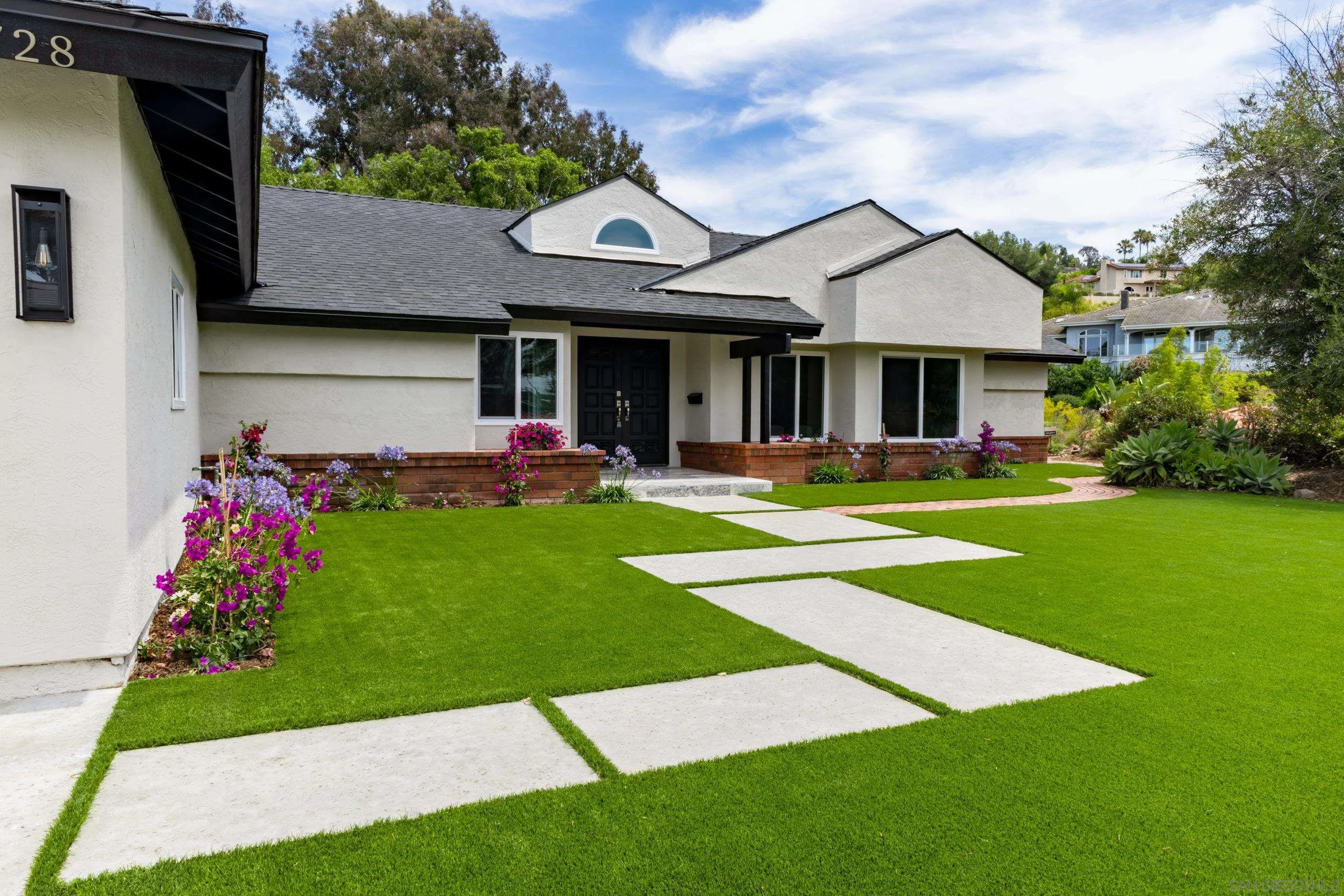 https://cdn.realtyfeed.com/cdn/127/260013962/7b2dc2034988eedc307cd38679aac4aa.webp