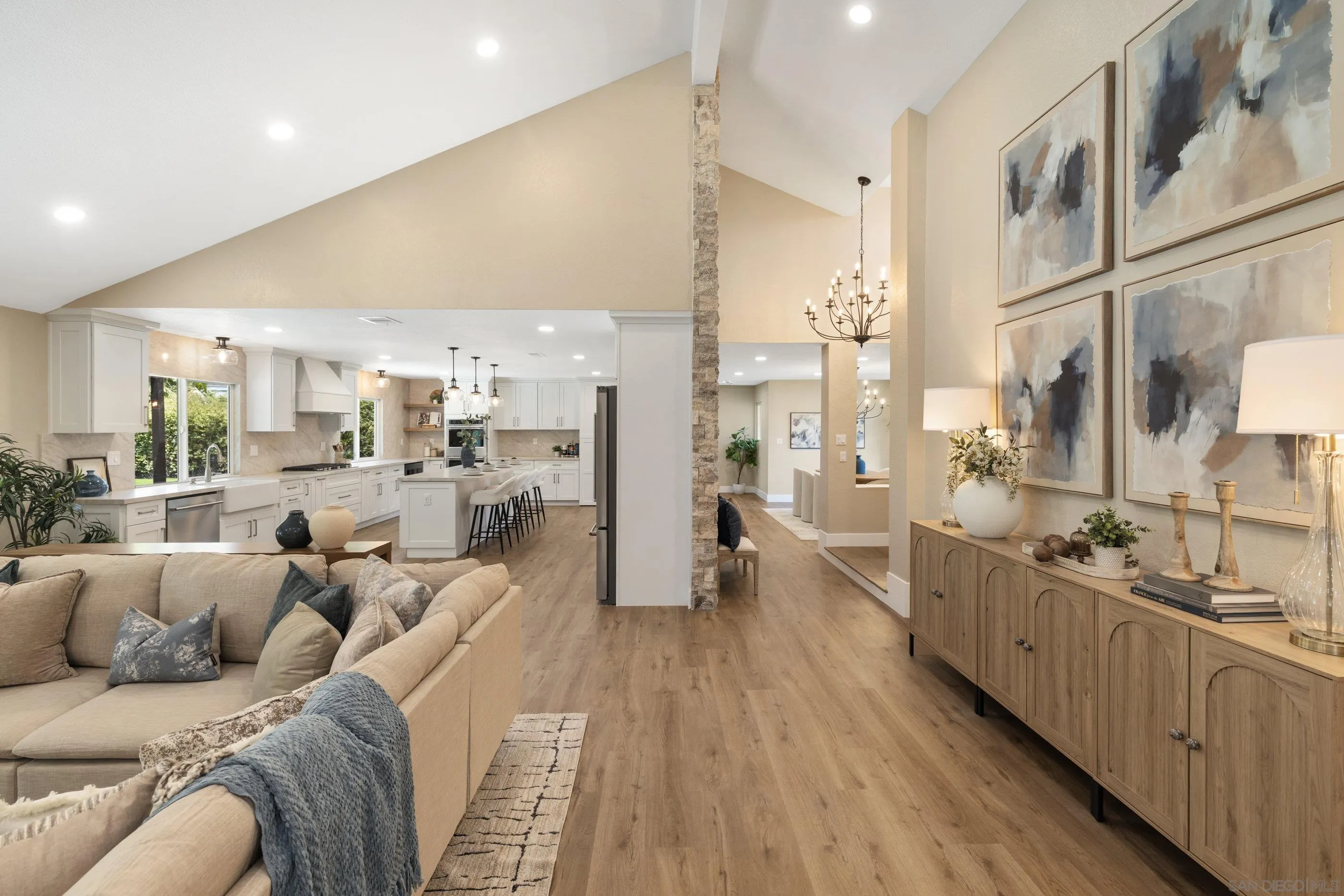 https://cdn.realtyfeed.com/cdn/127/260013962/a659edf7467c2657fb994d7676bce4cc.webp