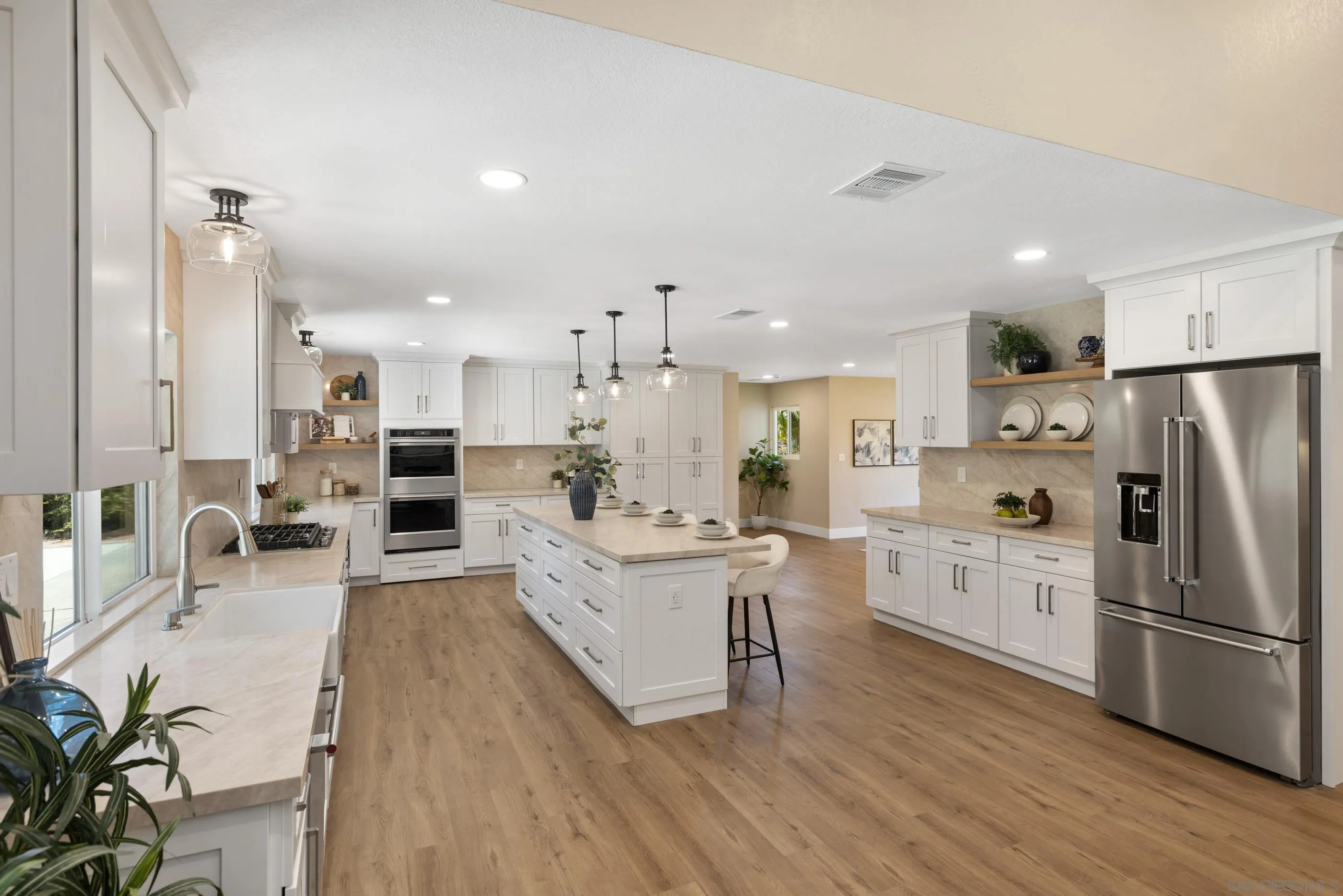 https://cdn.realtyfeed.com/cdn/127/260013962/a8305a0ccc725d5c8770b1f12fefc03d.webp
