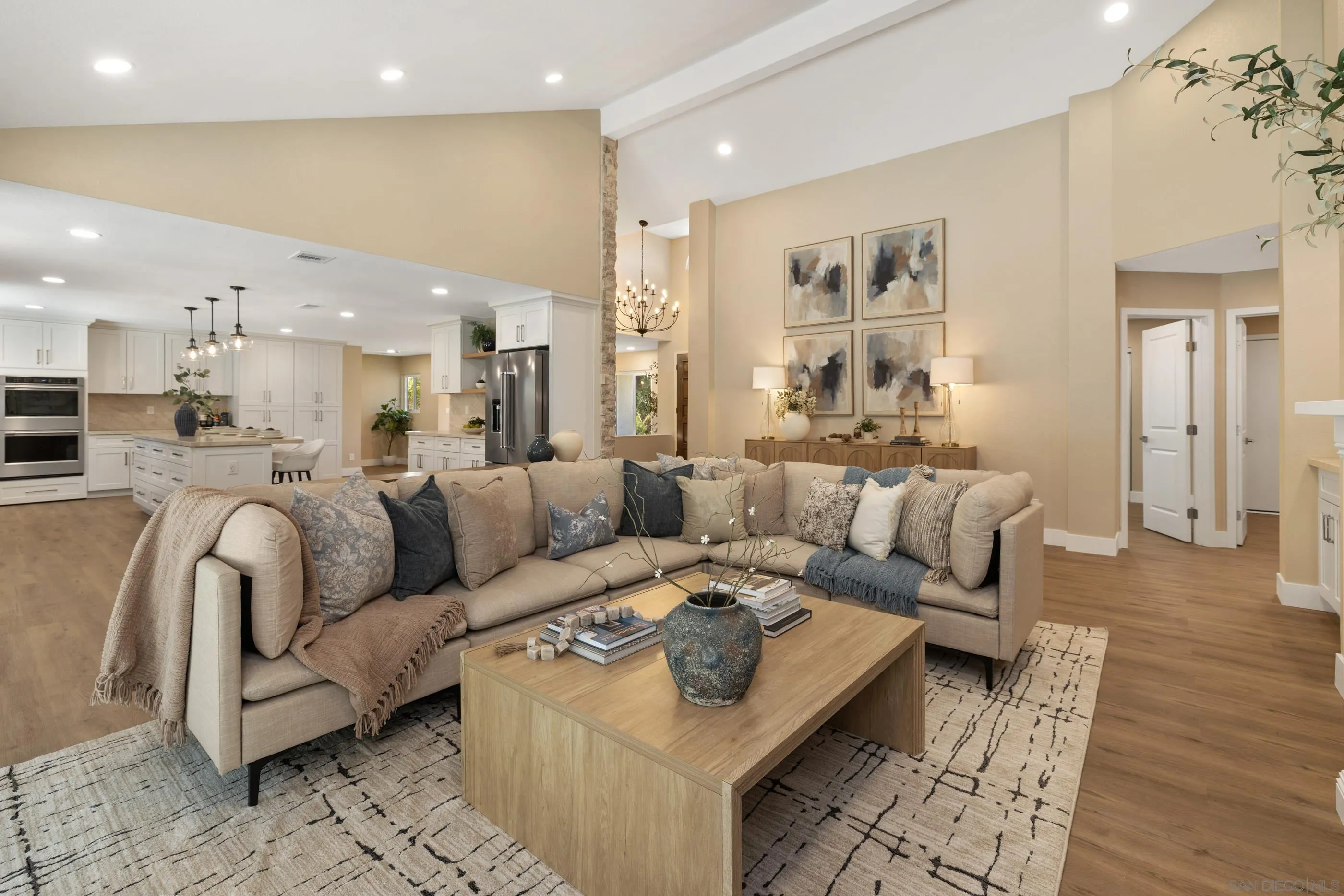https://cdn.realtyfeed.com/cdn/127/260013962/d4e9846a80465cf18a7c91c9359ffbfb.webp