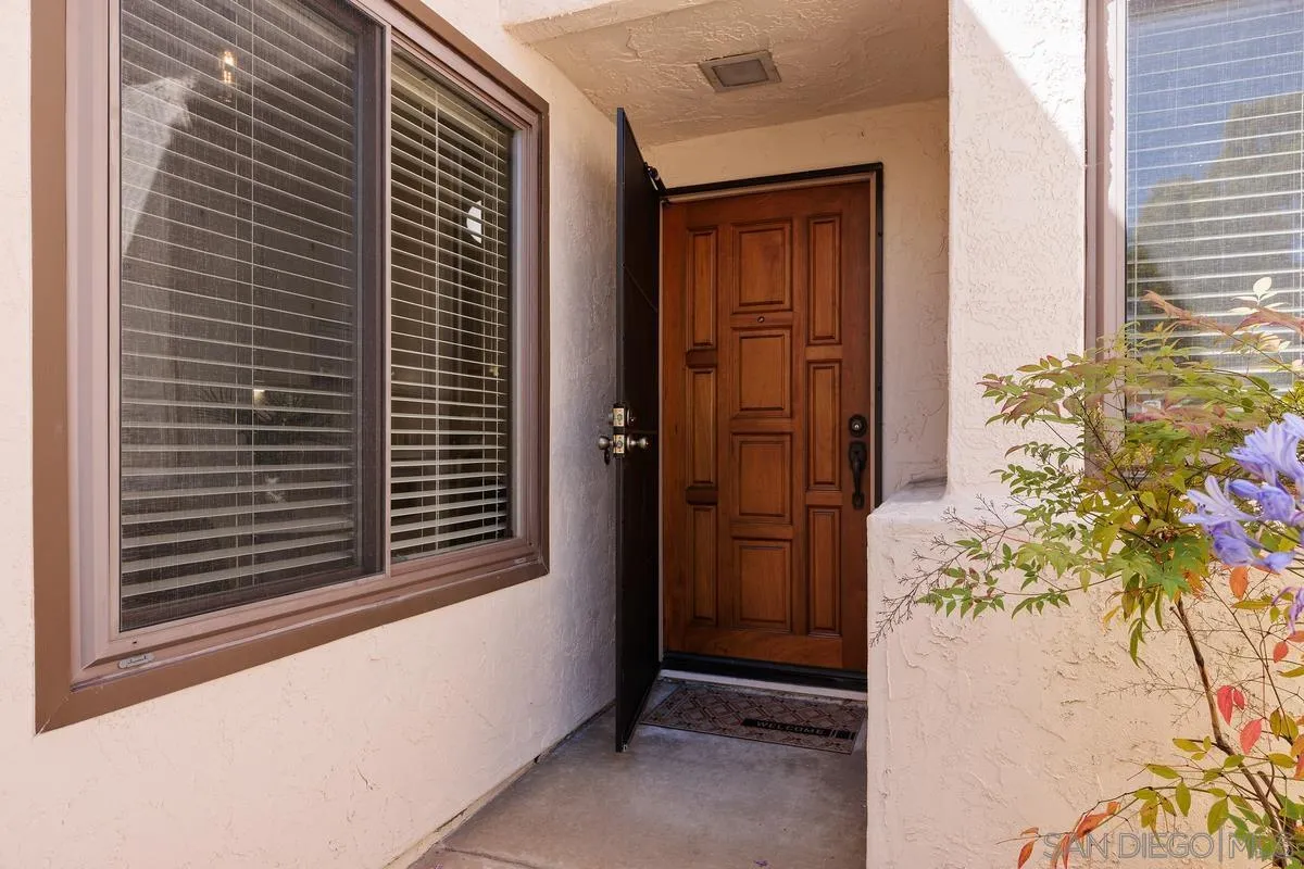 Photo #3: 260013978 Listing: Photo #3