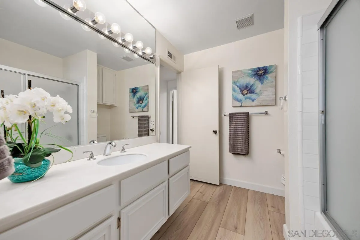 Photo #20: 260013978 Listing: Photo #20