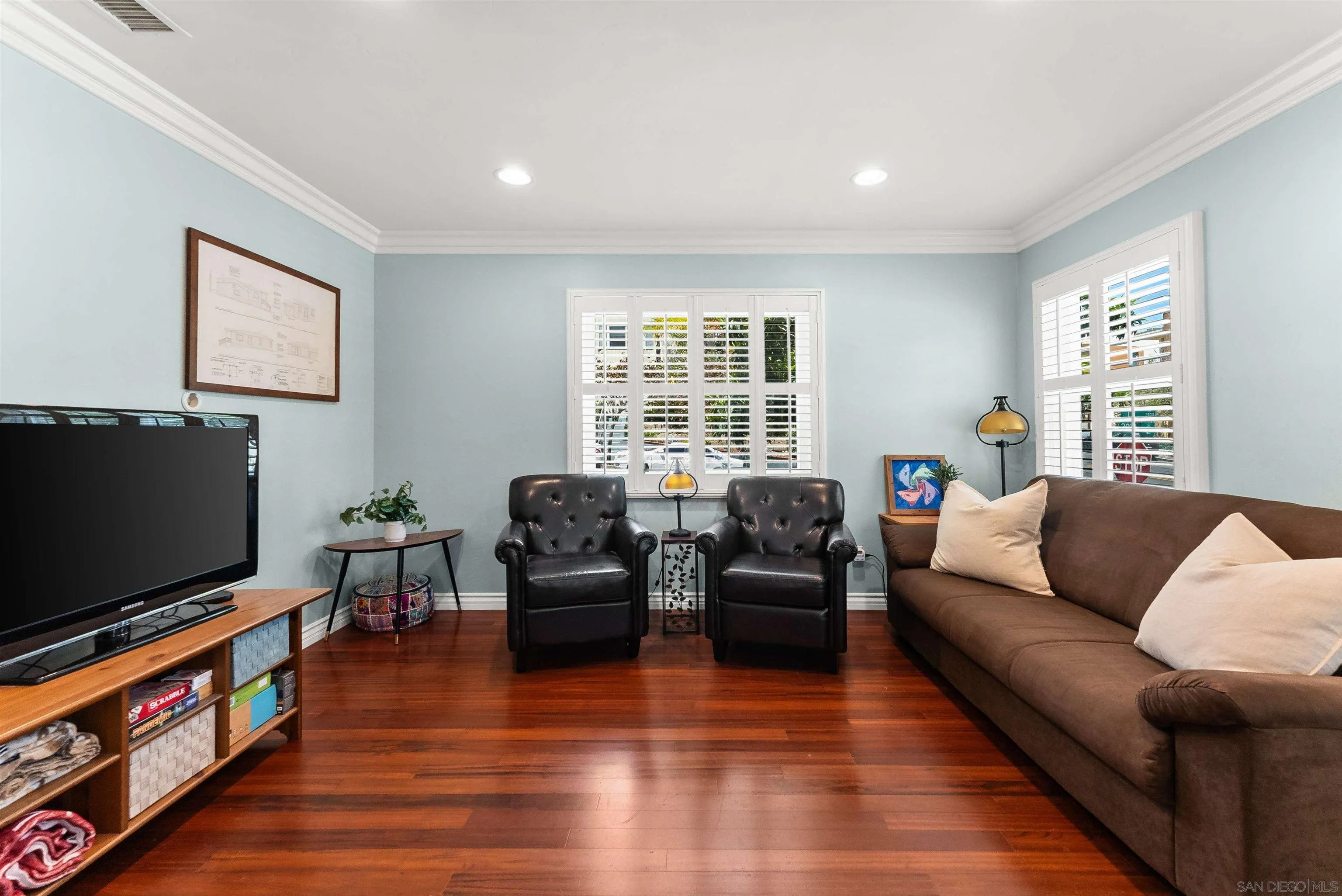 https://cdn.realtyfeed.com/cdn/127/260013981/baa558fe0d81124f6728253300cb0856.webp