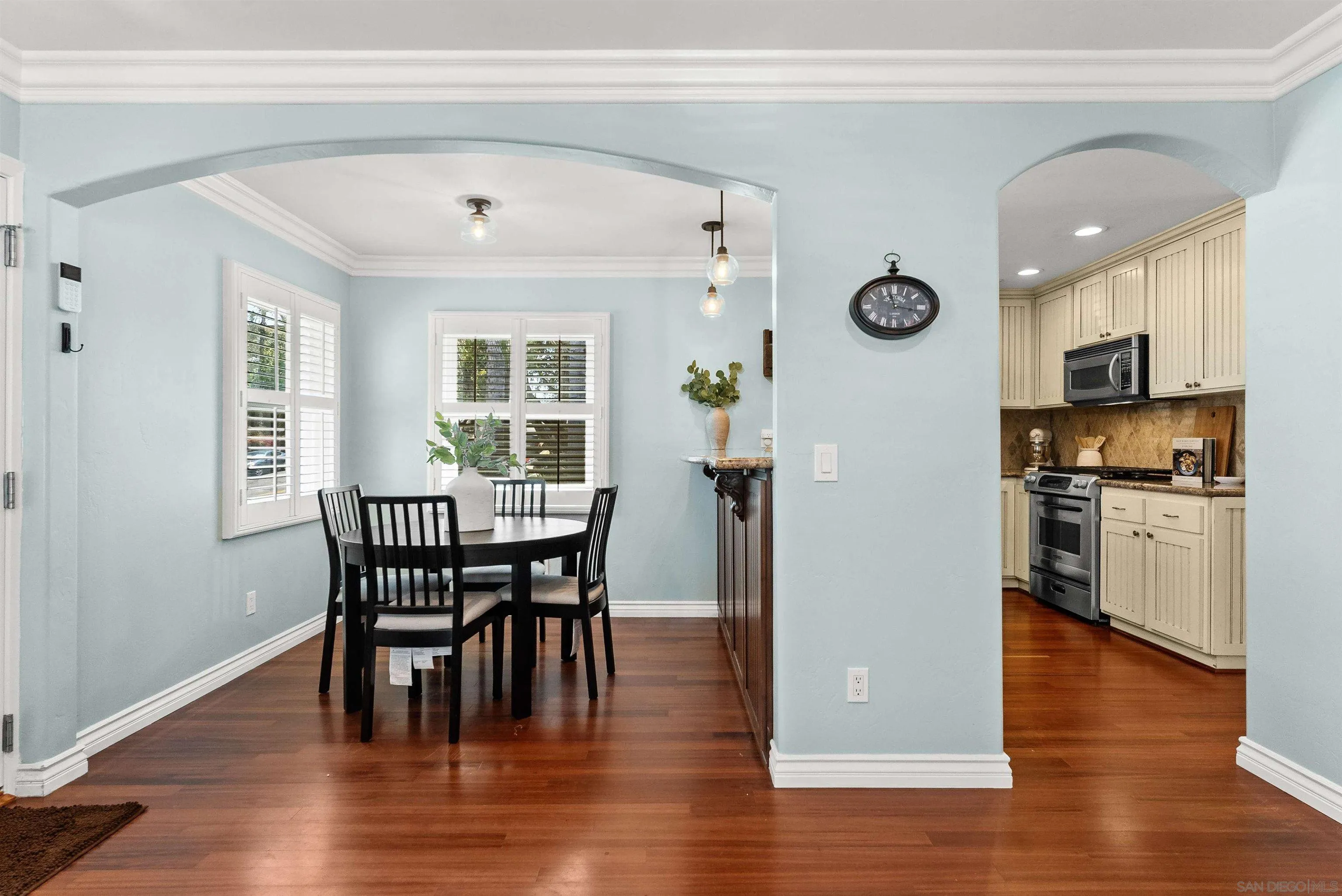 https://cdn.realtyfeed.com/cdn/127/260013981/f7ebdd97b58b43ebd6d1220e22c868af.webp