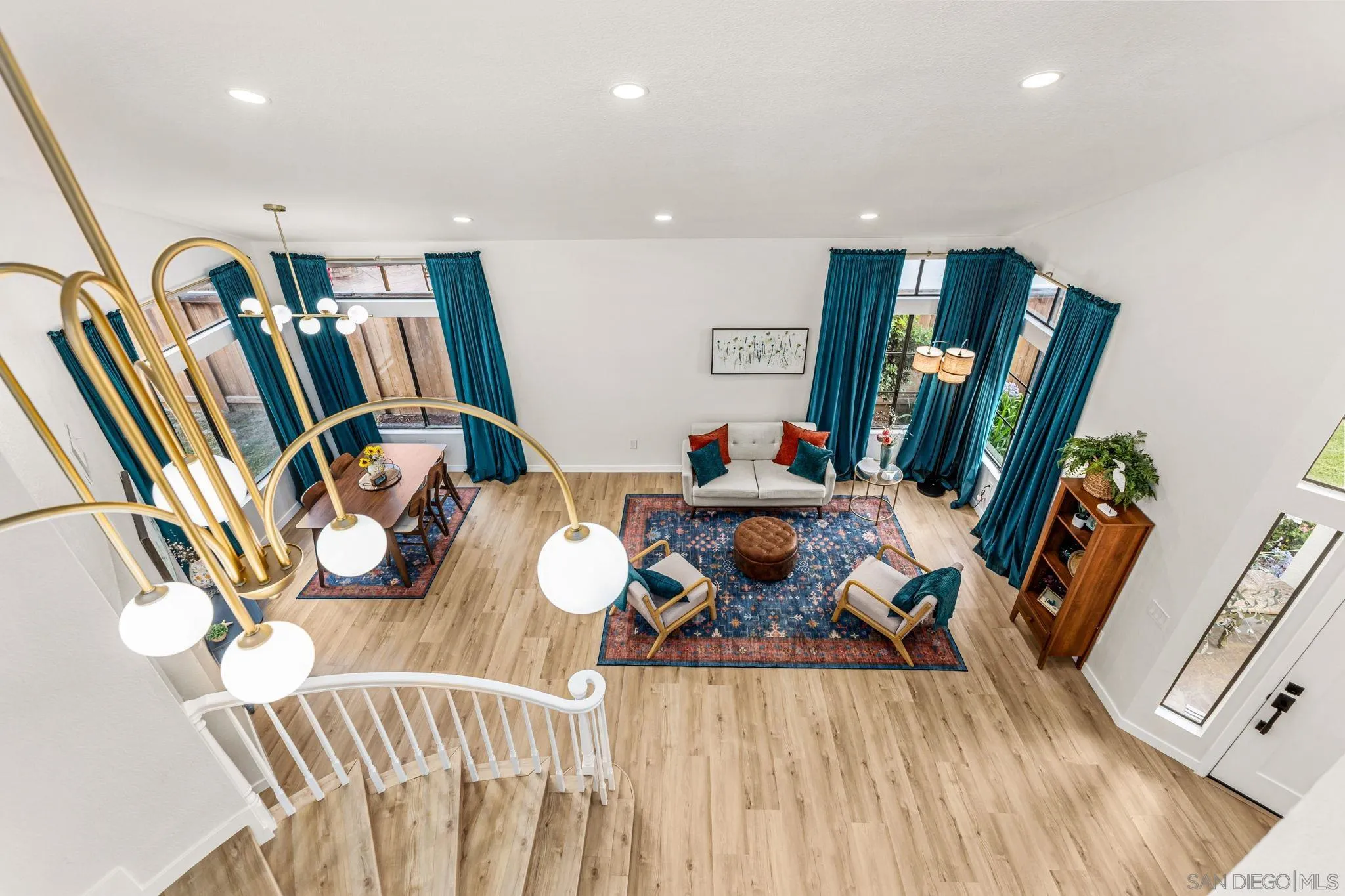 https://cdn.realtyfeed.com/cdn/127/260013986/10080130fbccc2c70e9af56ff8121c36.webp