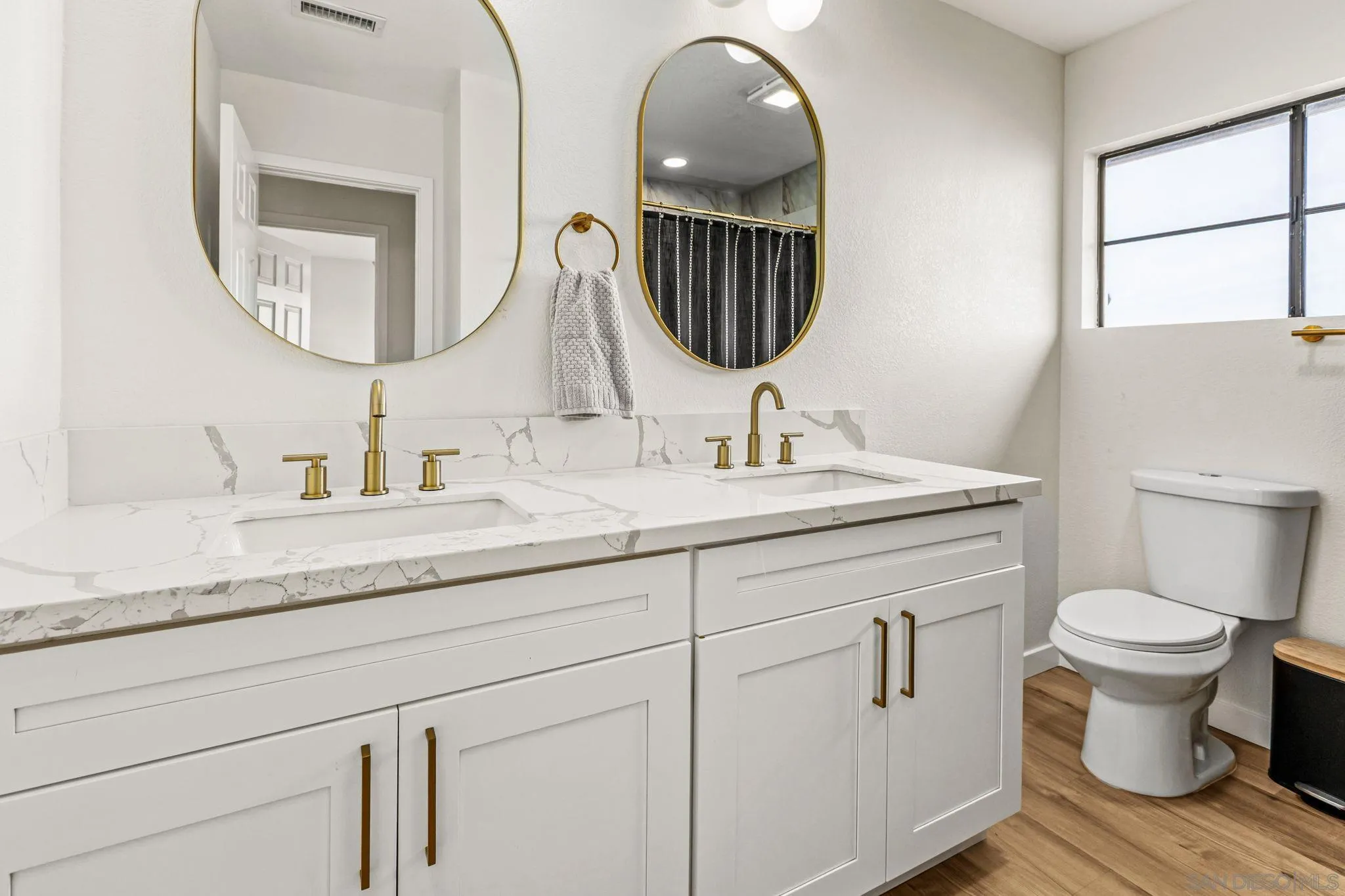 https://cdn.realtyfeed.com/cdn/127/260013986/2a6663e4f4df4966078f92f02e60dcf4.webp