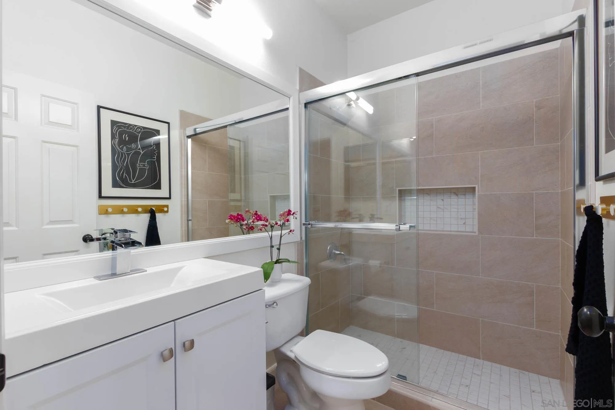 https://cdn.realtyfeed.com/cdn/127/260013987/2c37b3cf4ed397ad4a3f47213129e97d.webp