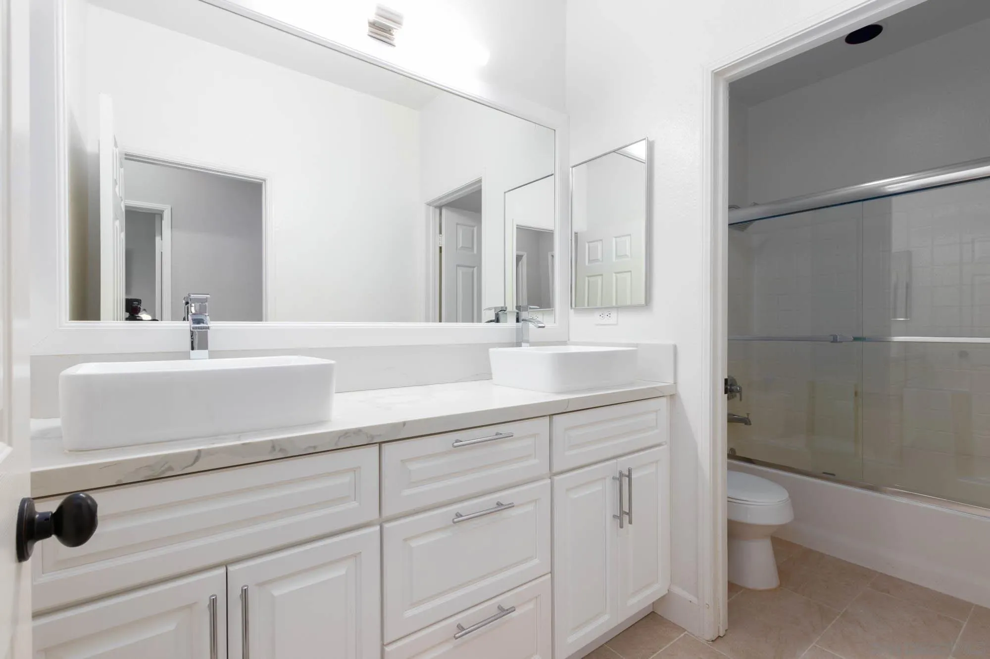 https://cdn.realtyfeed.com/cdn/127/260013987/3d83c3fffc68847b8d890317f2c568b0.webp