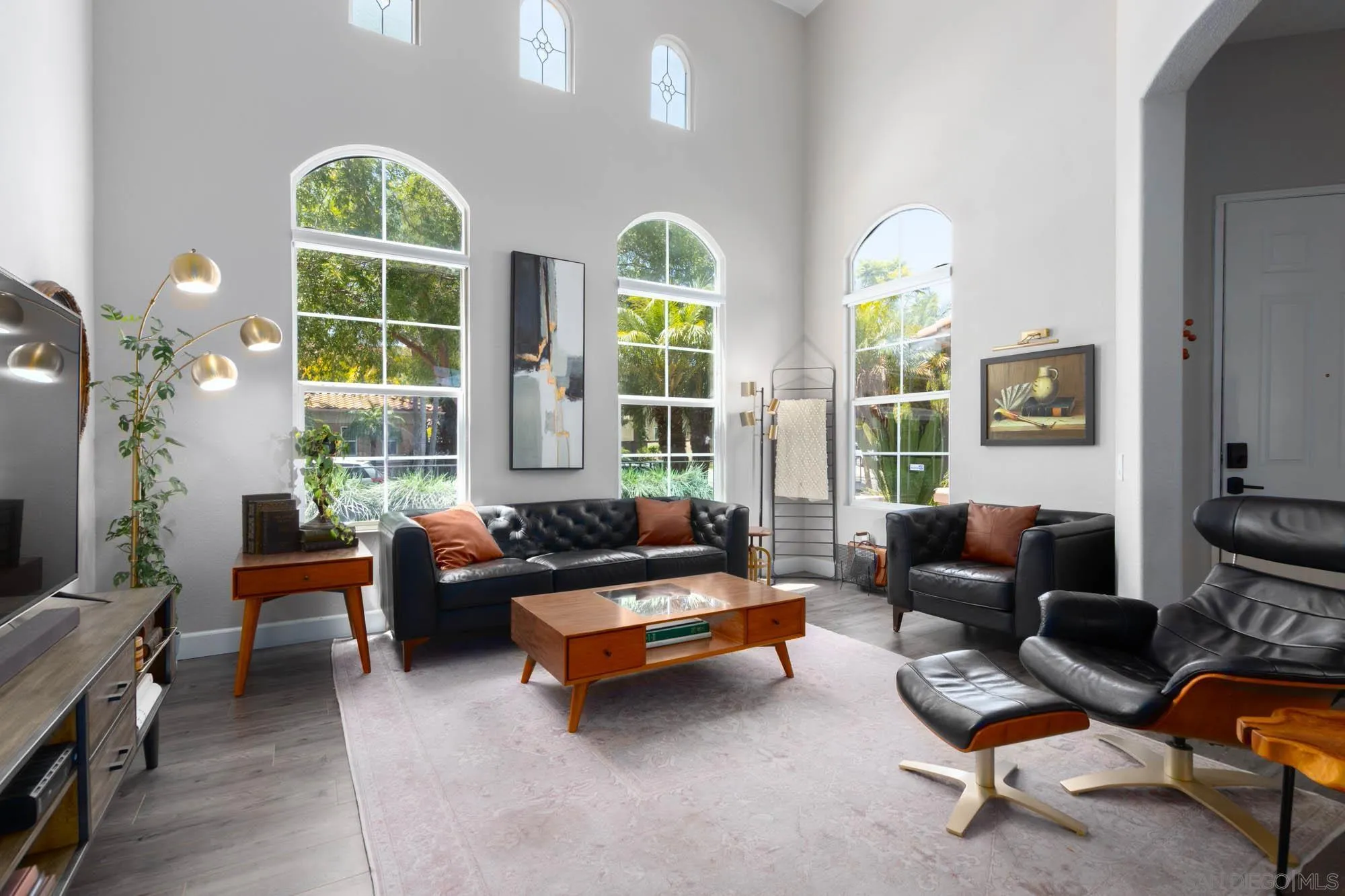 https://cdn.realtyfeed.com/cdn/127/260013987/43dcc20ef1843e708e4a552030a5c52f.webp