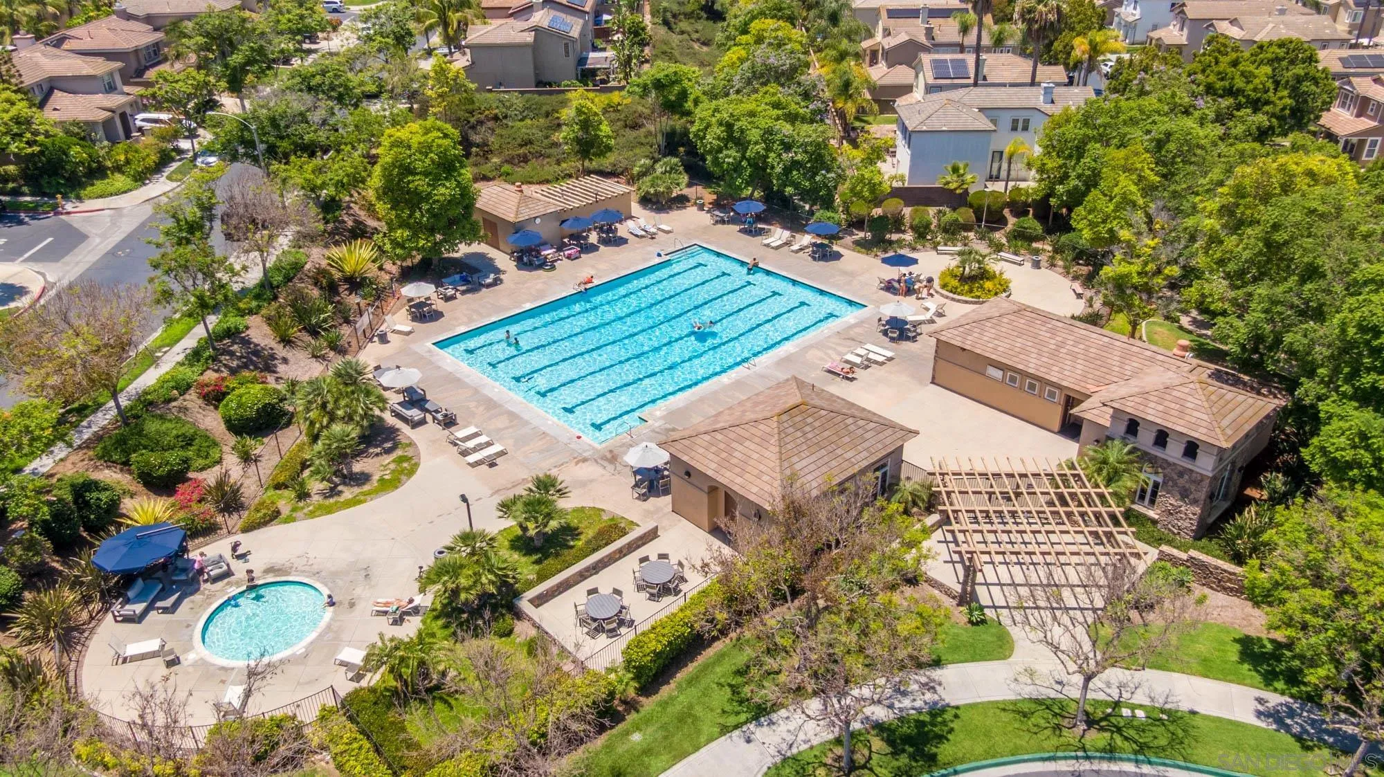 https://cdn.realtyfeed.com/cdn/127/260013987/5efeb67a282f080c5fcaaf3e57823d9e.webp