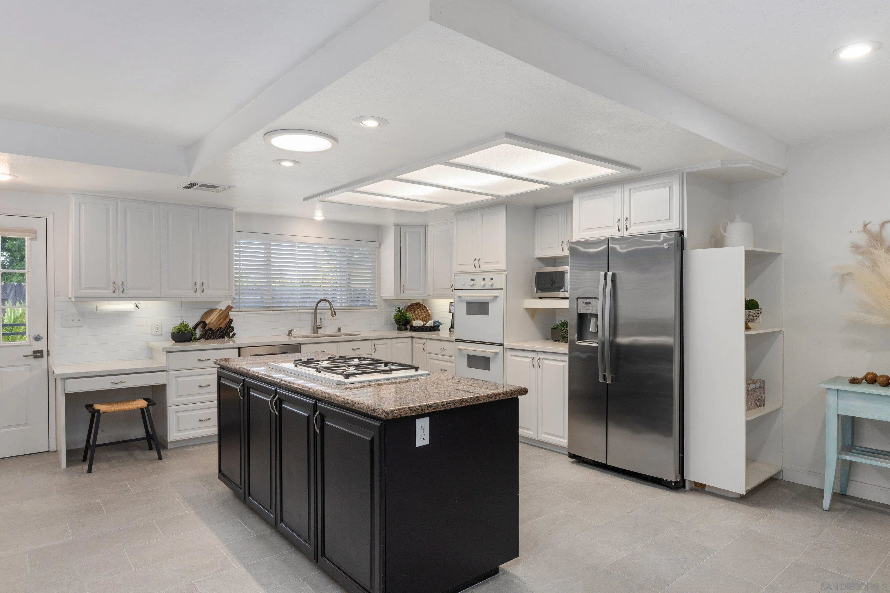 https://cdn.realtyfeed.com/cdn/127/260013989/a6209d3afb596149bd8a4cb0d14a82e9.webp
