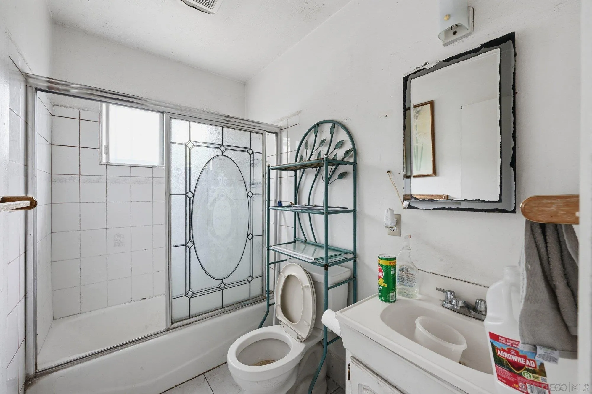 https://cdn.realtyfeed.com/cdn/127/260013992/18fd5185951a0fc9a322be53445cabed.webp