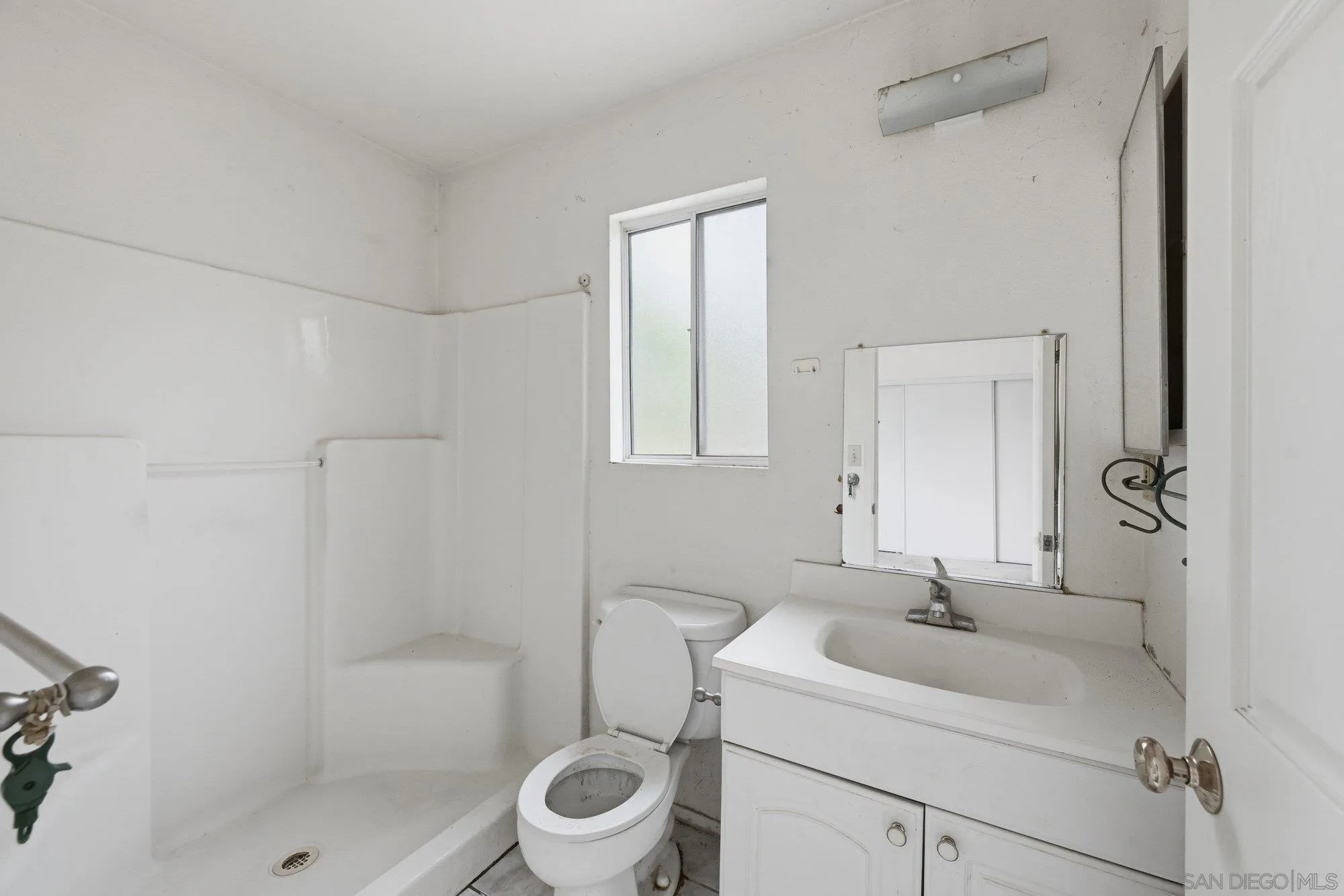 https://cdn.realtyfeed.com/cdn/127/260013992/75e1c03f07ad811d148ab3a42363be4d.webp