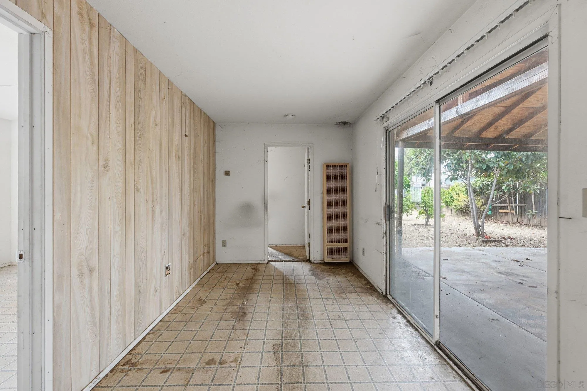 https://cdn.realtyfeed.com/cdn/127/260013992/a4b08b9685627071a3ec4f3e07bcde65.webp