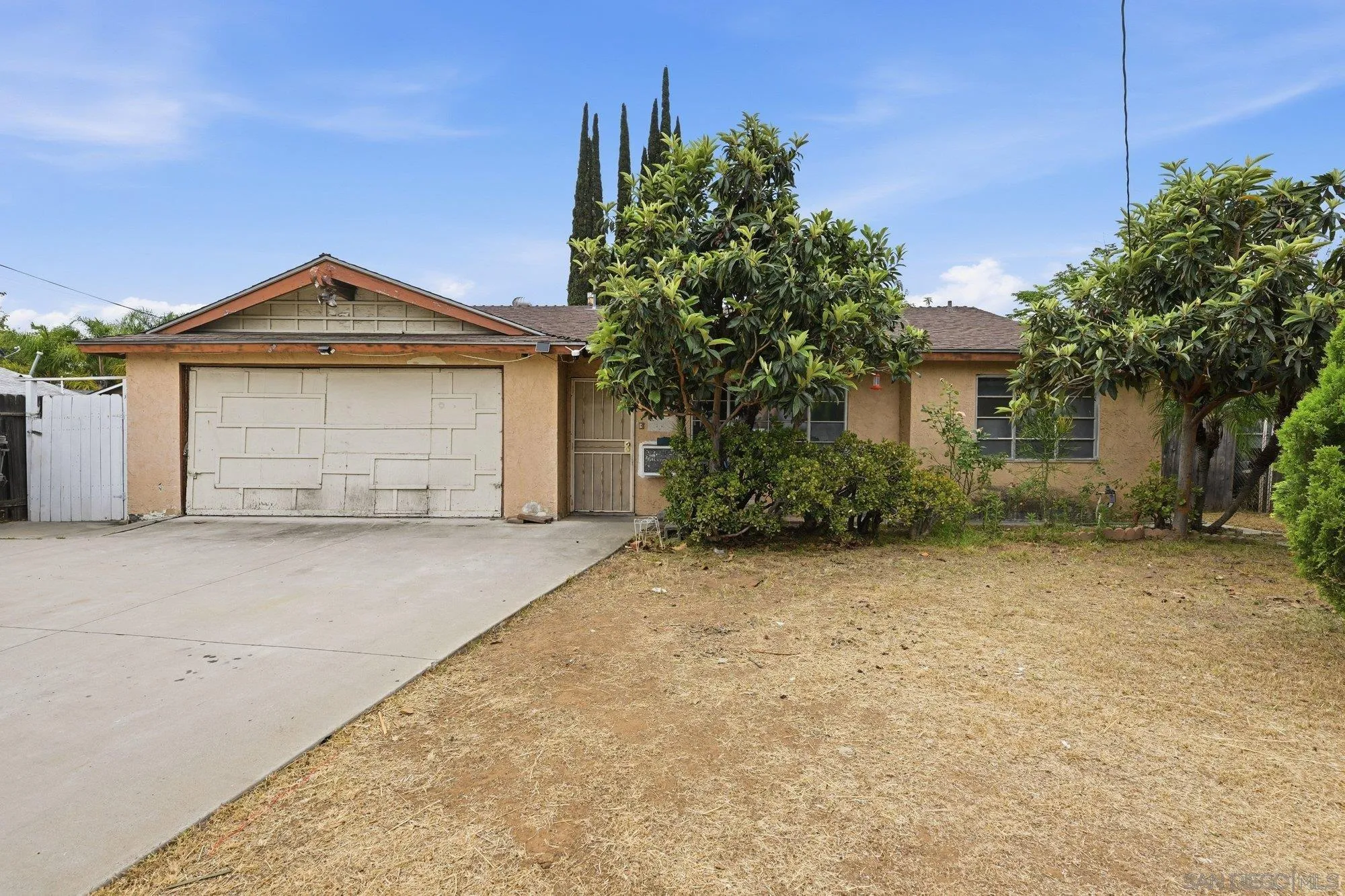 https://cdn.realtyfeed.com/cdn/127/260013992/edca4dc359730198a52c8286e8fb8756.webp