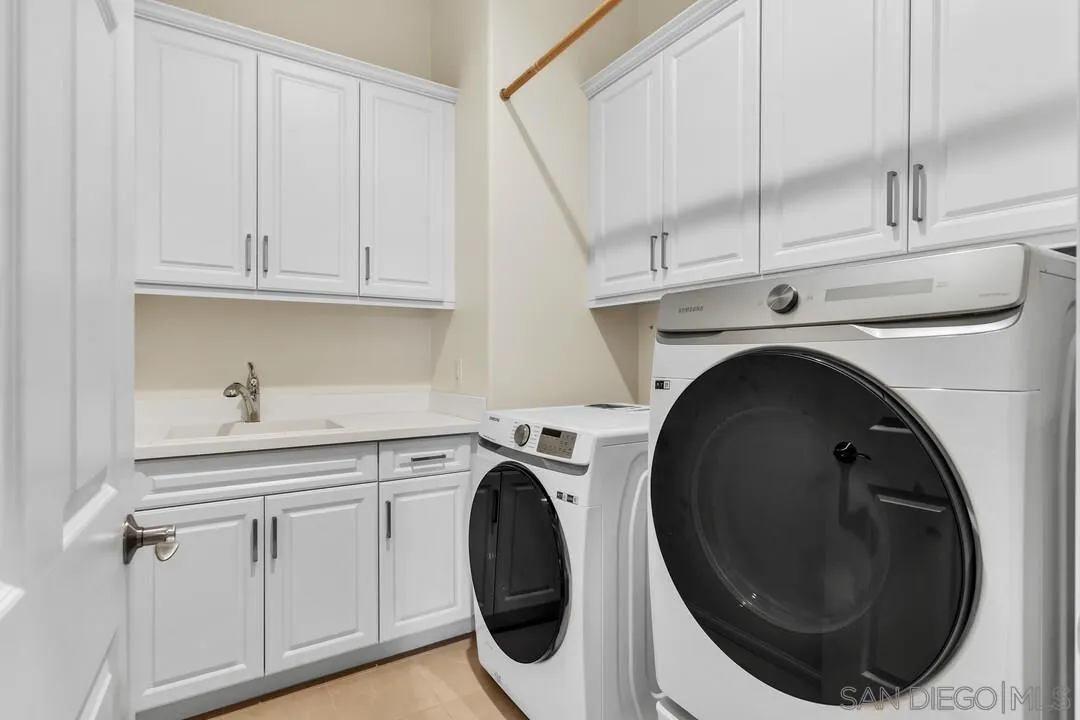 https://cdn.realtyfeed.com/cdn/127/260013994/b944d725e4c8a51091a6d9add4ae7fc4.webp