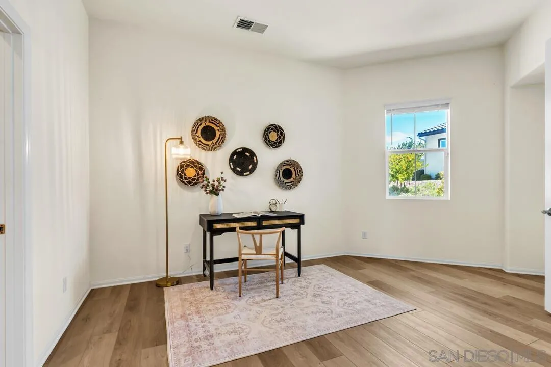 https://cdn.realtyfeed.com/cdn/127/260013994/d3c278922d17fdb4024ec3b22f3e48de.webp