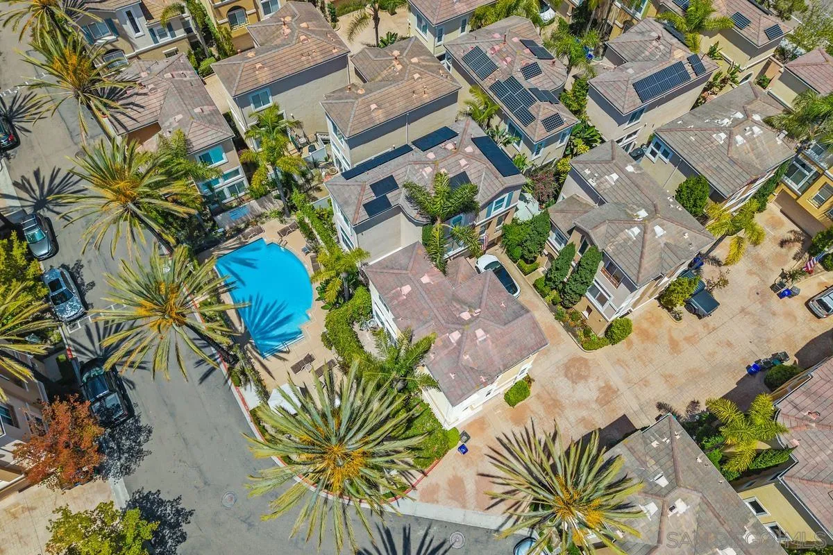 https://cdn.realtyfeed.com/cdn/127/260013995/7b627225c65b0e015be098718016e8c4.webp
