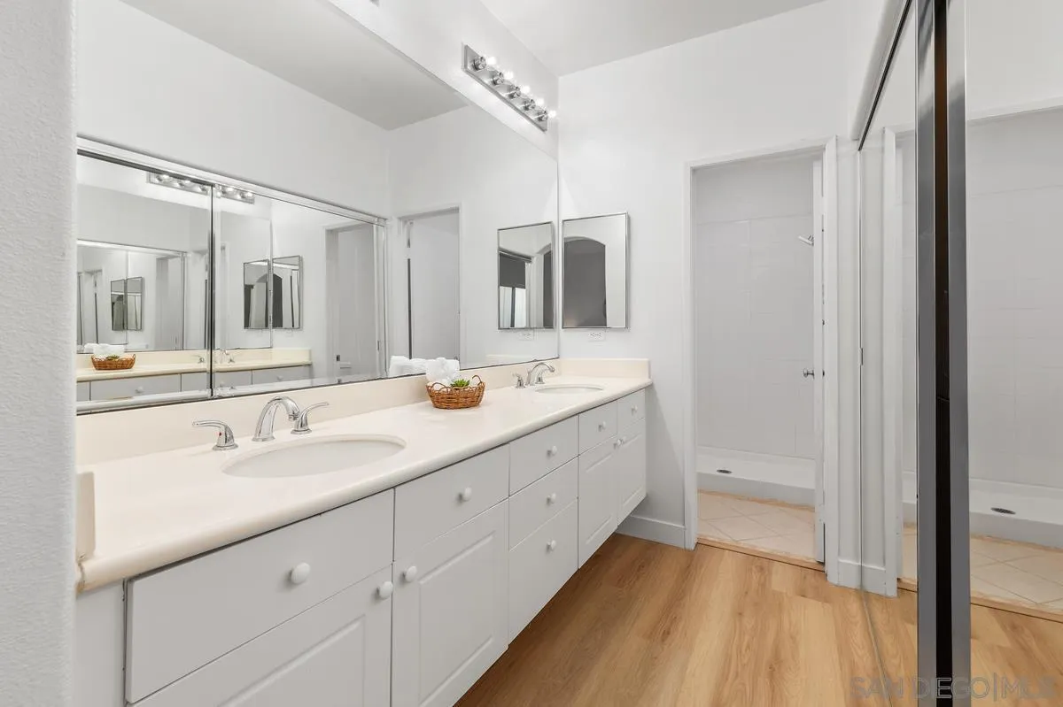https://cdn.realtyfeed.com/cdn/127/260013995/b5203d715b8fd52e4762b8bac02dd05f.webp