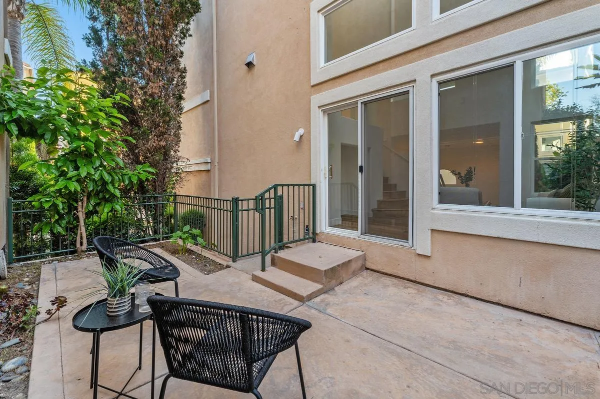 https://cdn.realtyfeed.com/cdn/127/260013995/c4e4f905be504f94dc6ee53d20fd0e59.webp