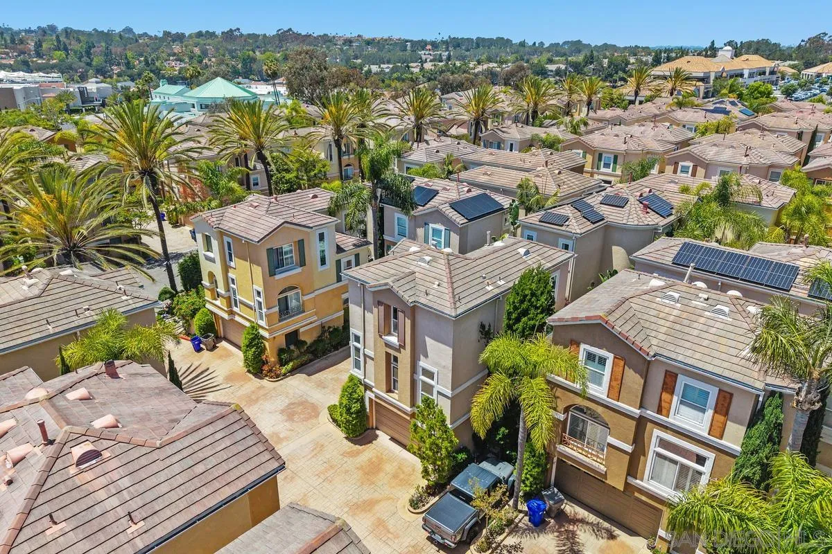 https://cdn.realtyfeed.com/cdn/127/260013995/de317b42ef8f97d957a33310d67e9cd0.webp