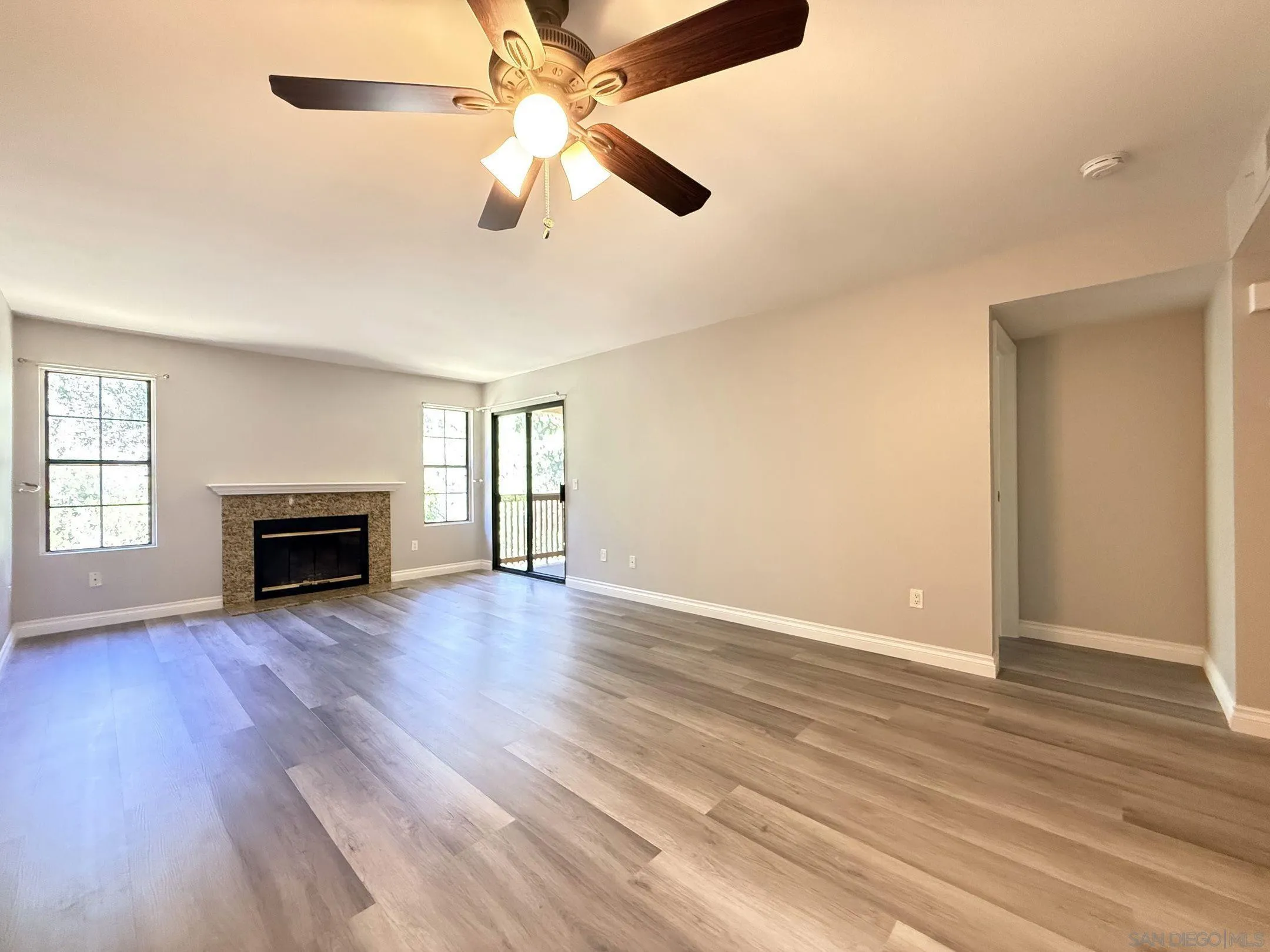 Photo #7: 260013996 Listing: Photo #7