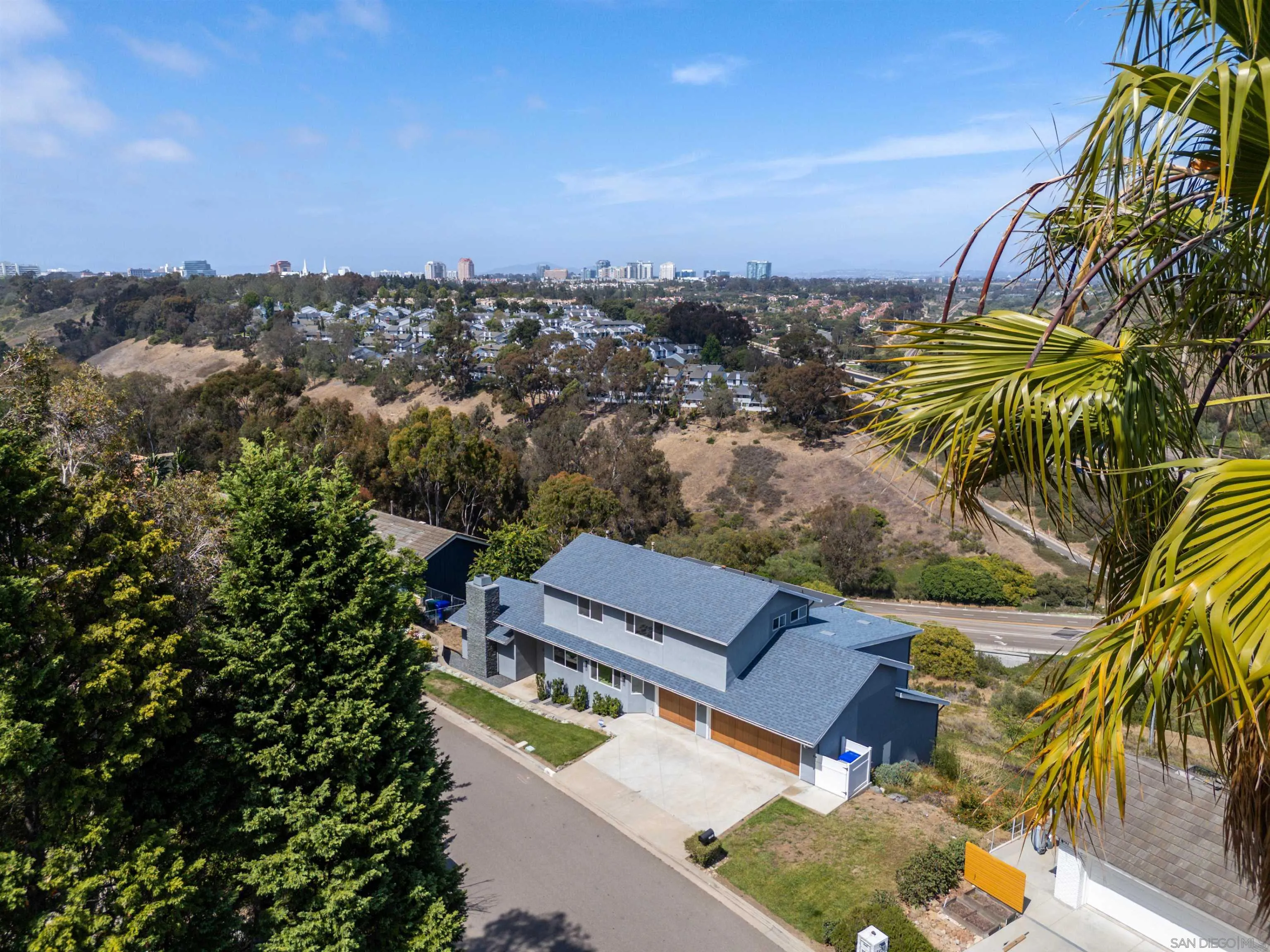 https://cdn.realtyfeed.com/cdn/127/260014003/097f85632411a2e942f846e03abd2623.webp