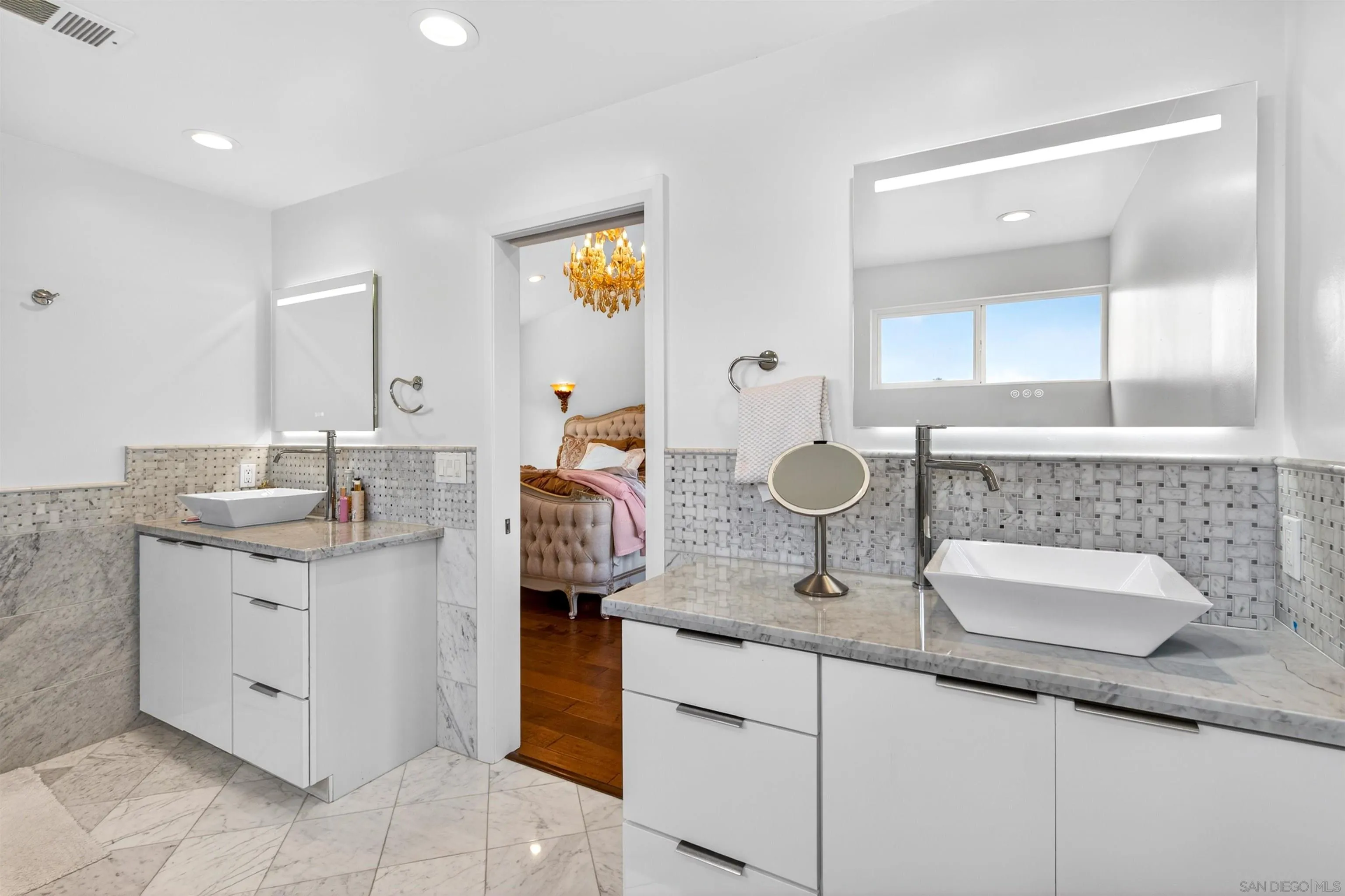 https://cdn.realtyfeed.com/cdn/127/260014003/78a70a841d2d53ba3070c7cec06bc44d.webp