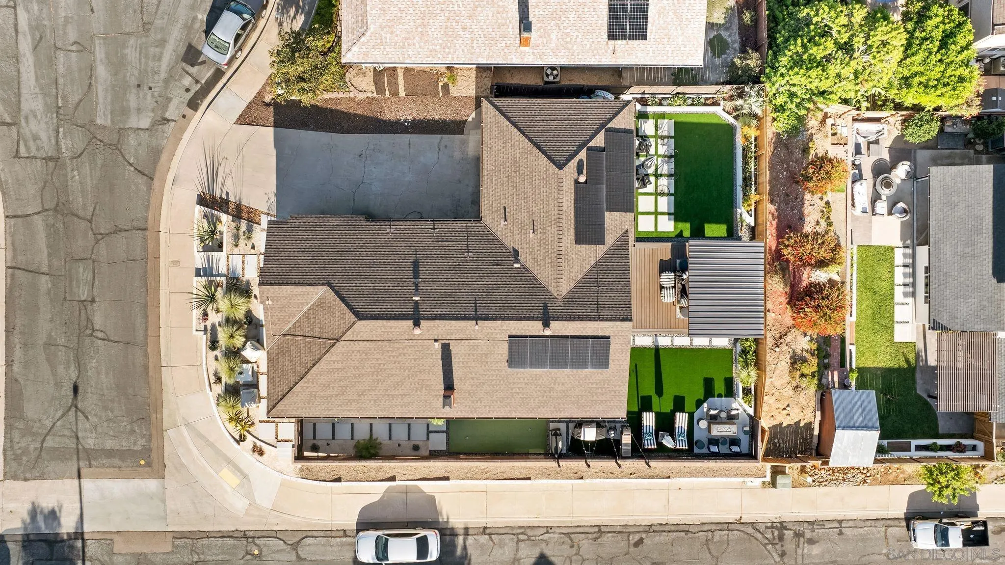 https://cdn.realtyfeed.com/cdn/127/260014006/7c2a0ae1d9996debd1e496bb2ad2a376.webp