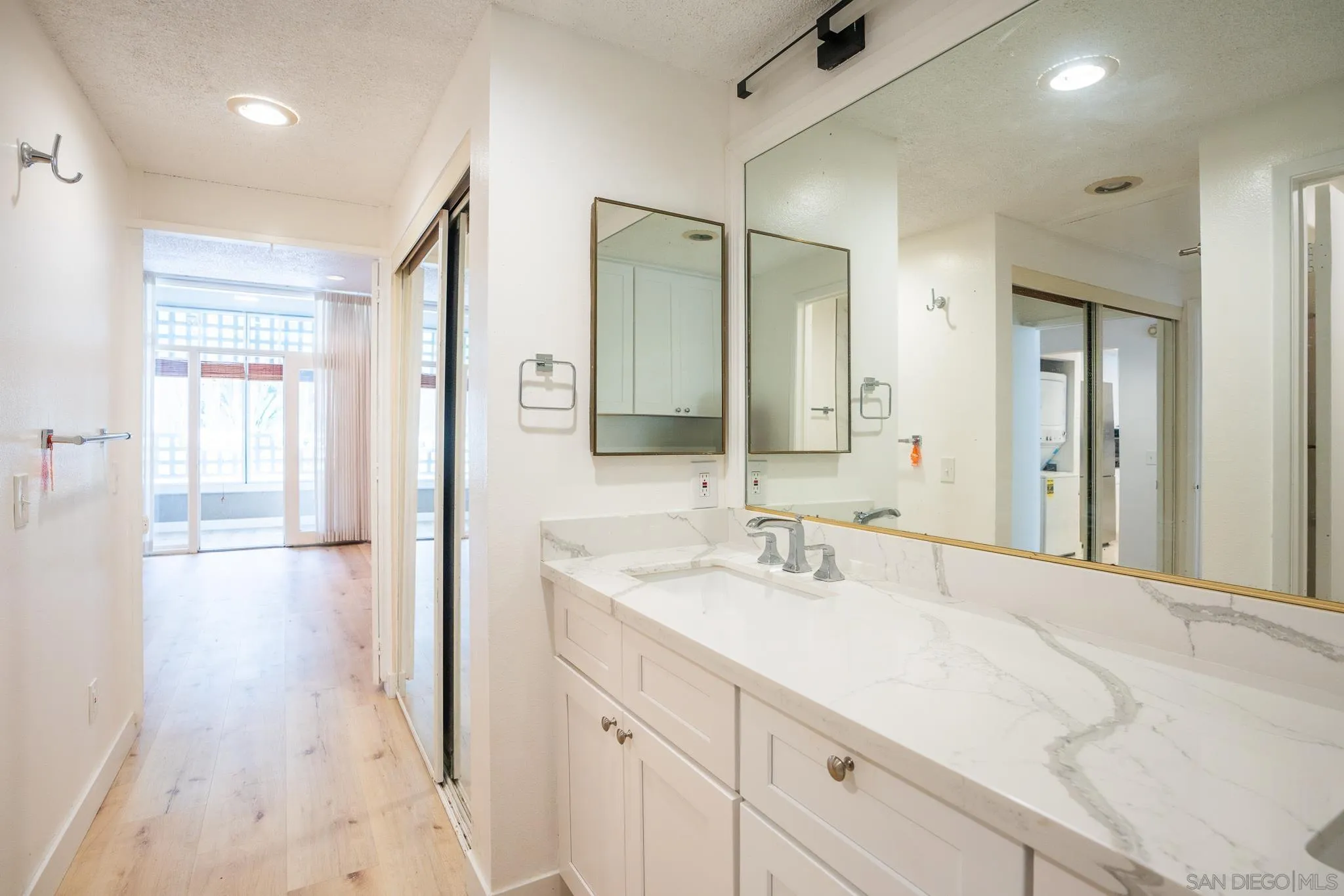 Photo #17: 260014007 Listing: Photo #17