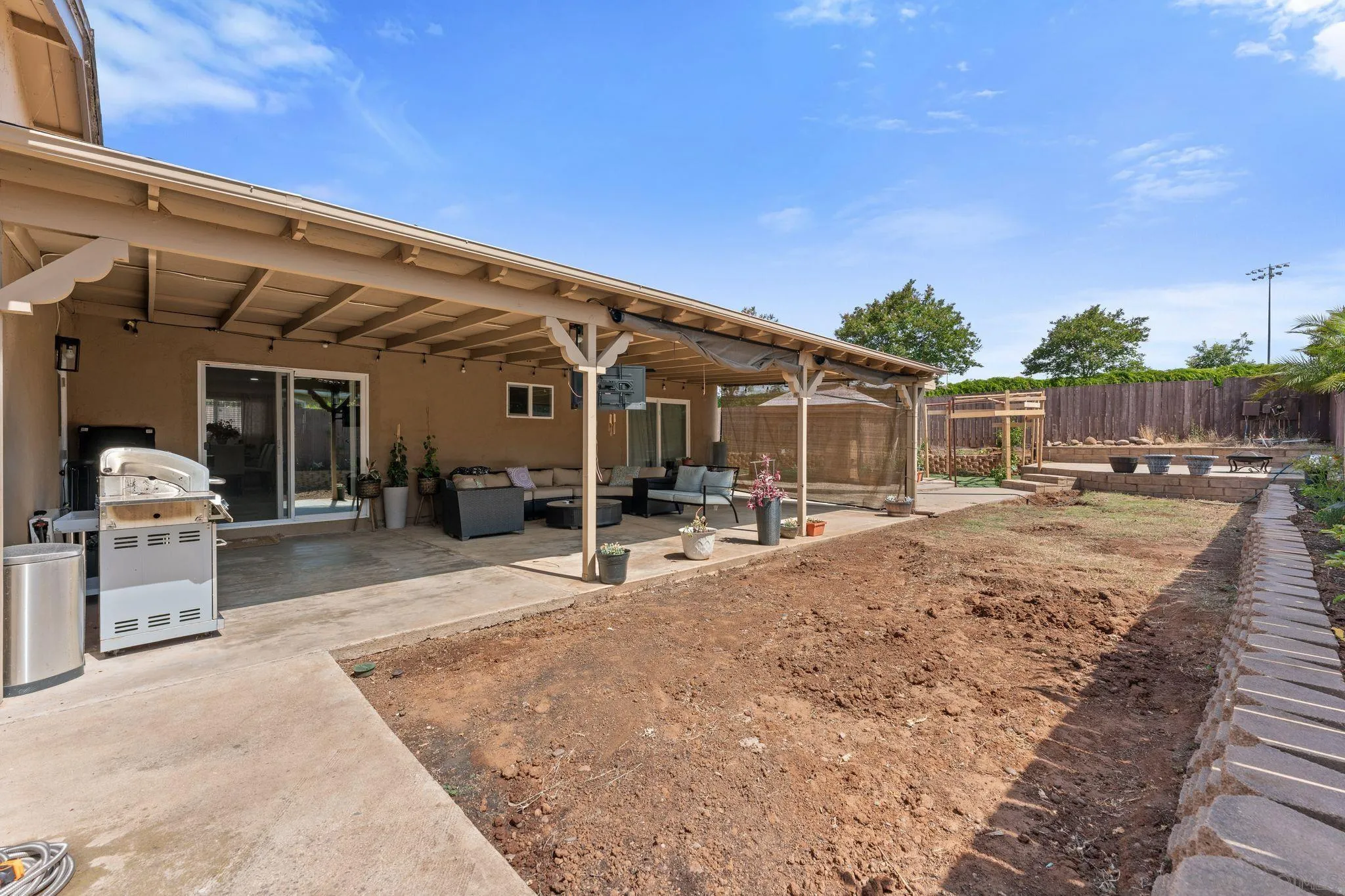 https://cdn.realtyfeed.com/cdn/127/260014011/698197701b139abf0532e6fb3ca44714.webp