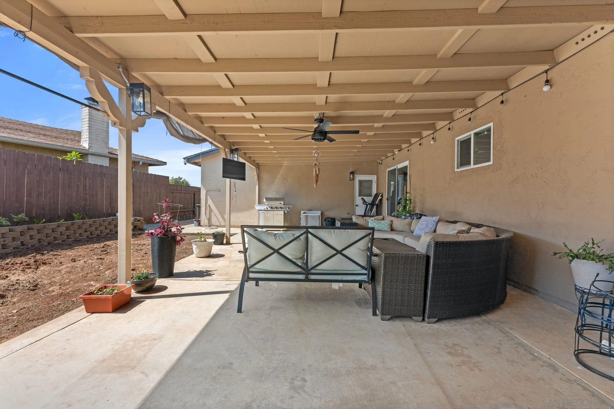 https://cdn.realtyfeed.com/cdn/127/260014011/76dc3105c8028e733ea9d8bc883b615f.webp