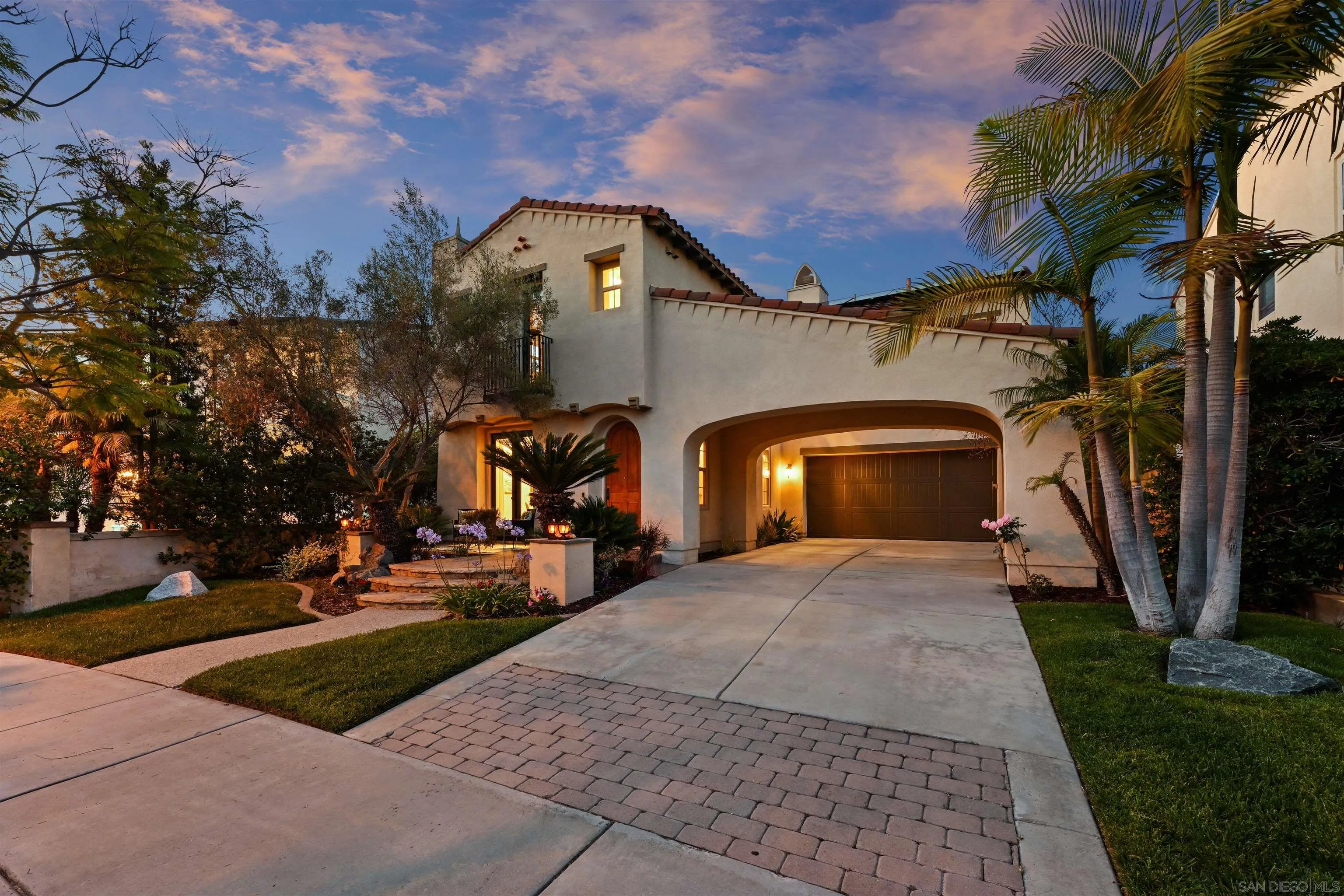 https://cdn.realtyfeed.com/cdn/127/260014013/675b6b6613383f78ae3c68a2fafb8fac.webp