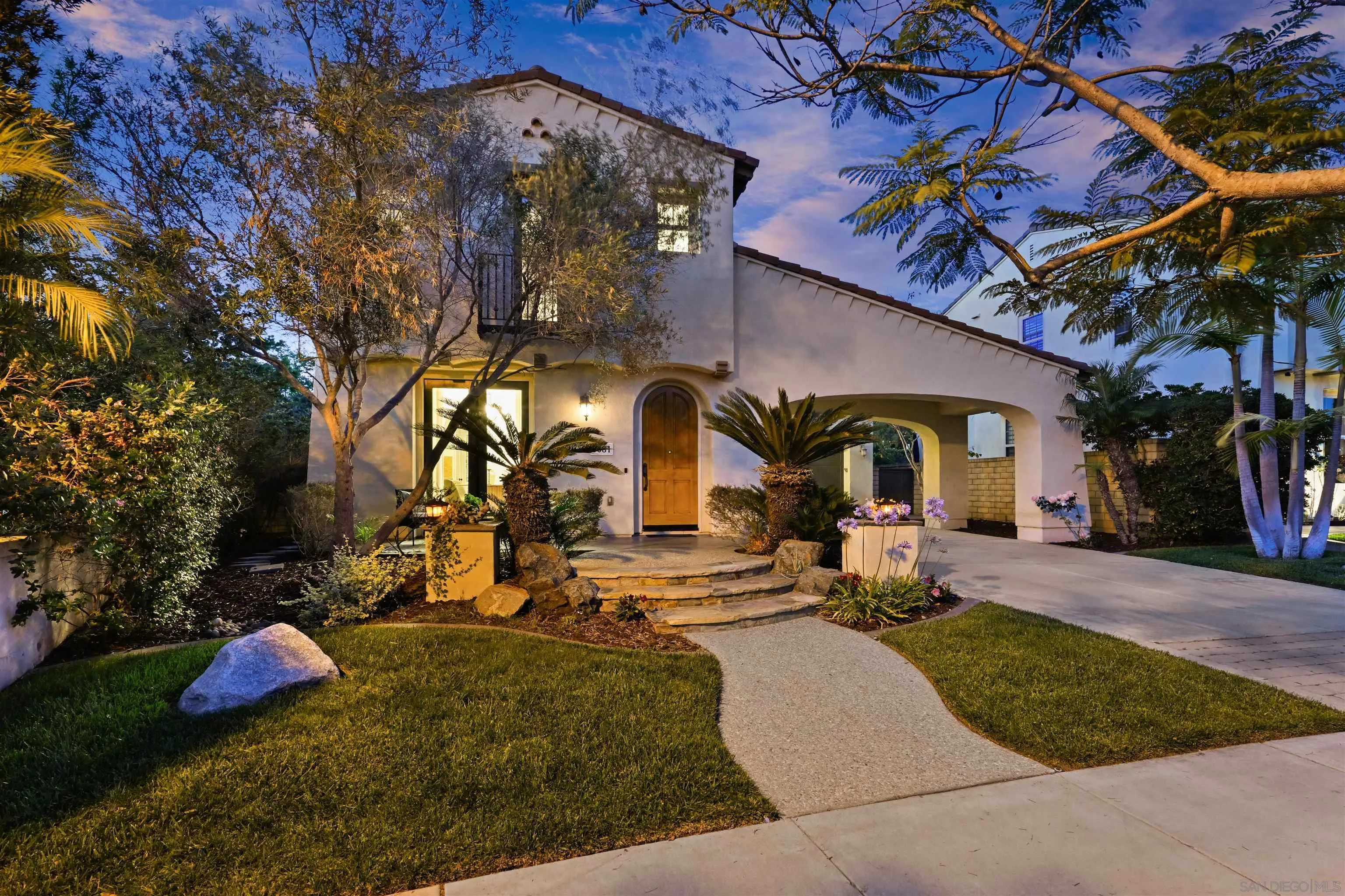 https://cdn.realtyfeed.com/cdn/127/260014013/750b4138c2ebe8239f7d899b82fef58f.webp