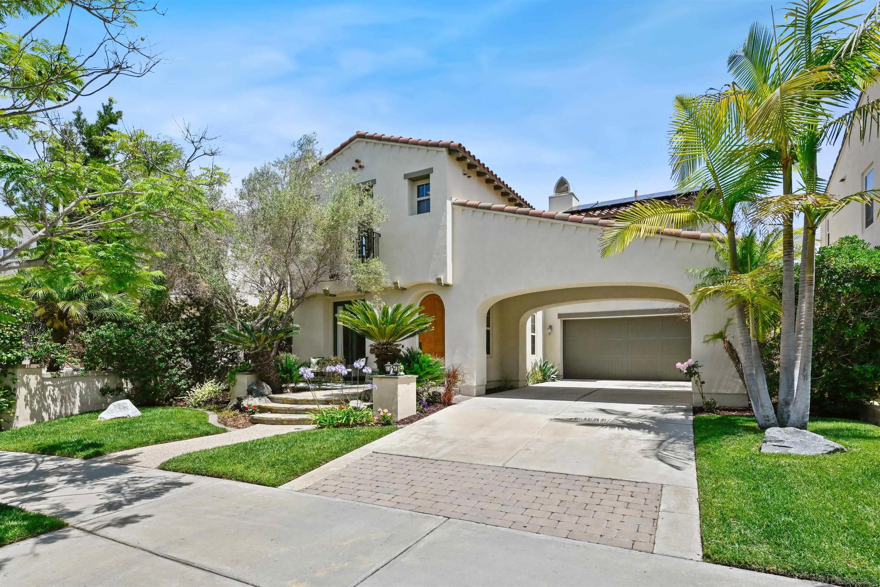 https://cdn.realtyfeed.com/cdn/127/260014013/c3c2dfa079b4139e905631e916b2a337.webp
