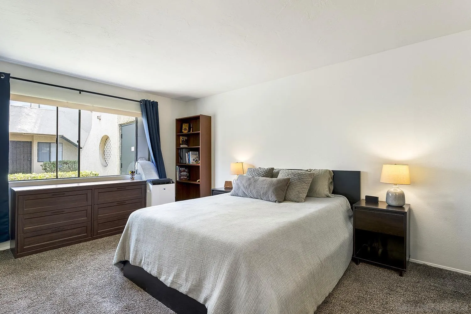https://cdn.realtyfeed.com/cdn/127/260014015/2fb0cae389e21984e5fab8e72d370d92.webp
