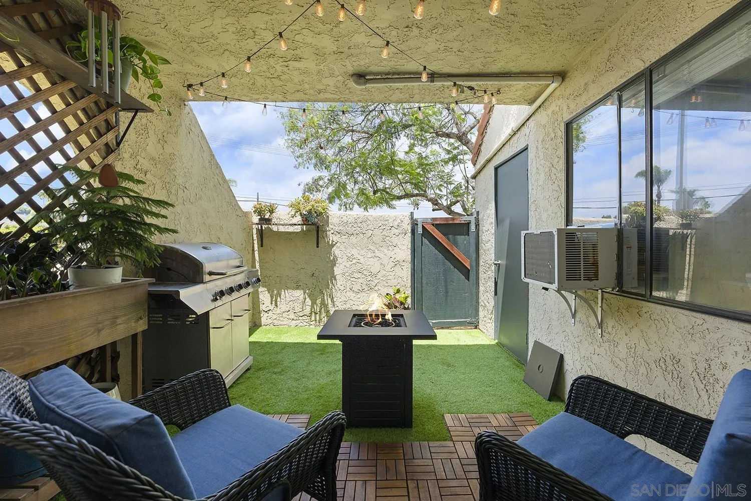 https://cdn.realtyfeed.com/cdn/127/260014015/5dcb3b10295a7e85f5a5183029d47175.webp
